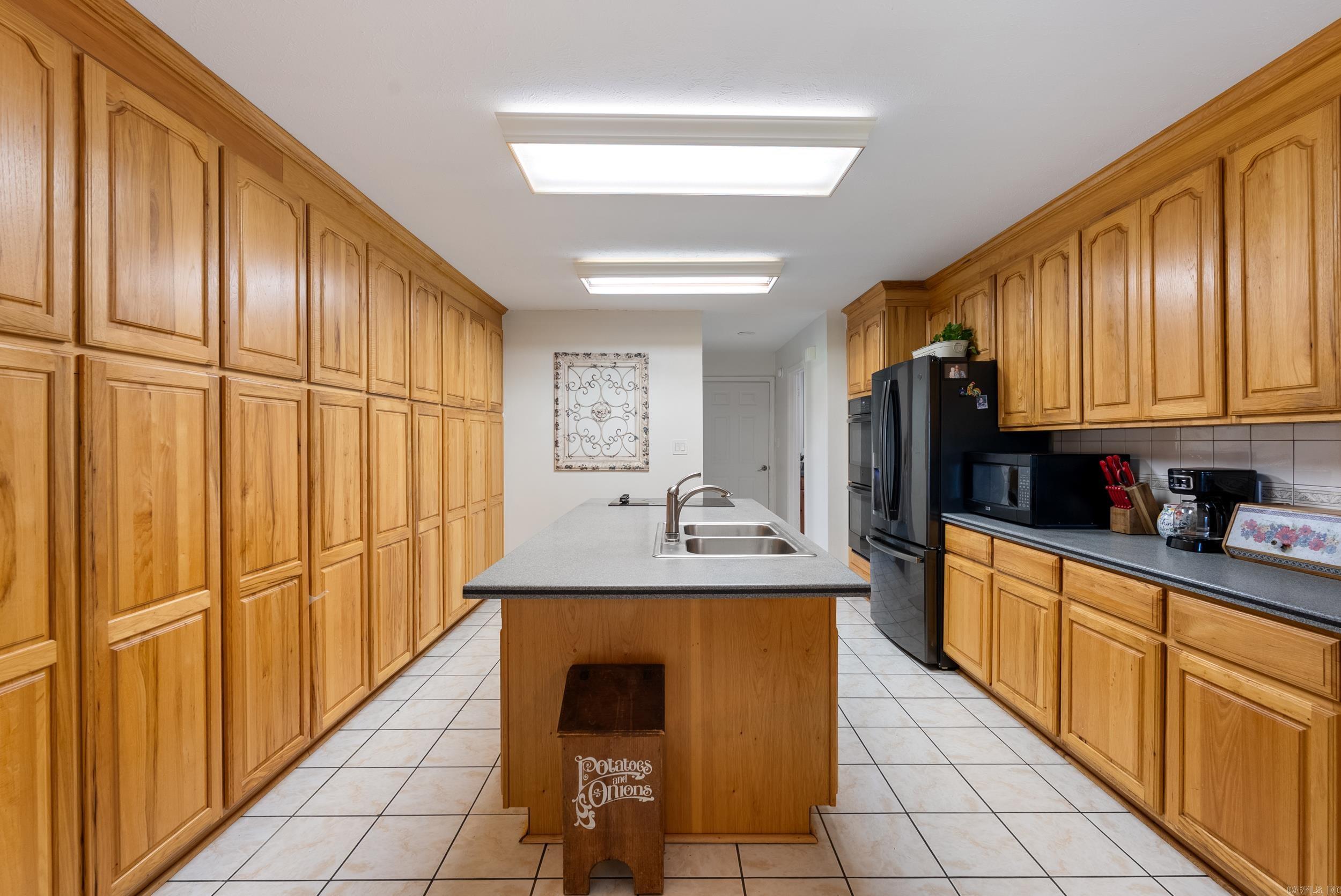 50  Merritt  Greenbrier, AR