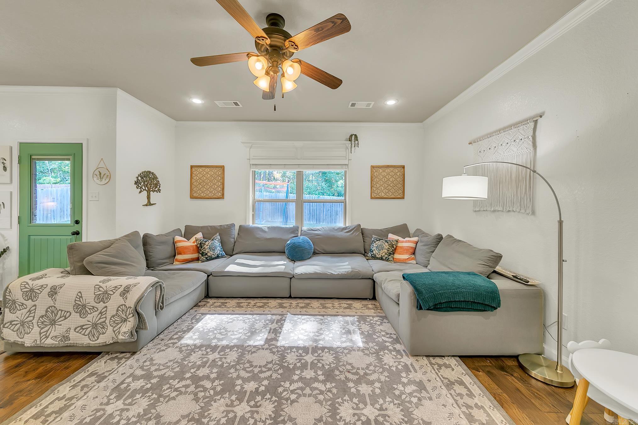 755  Mango  Austin, AR