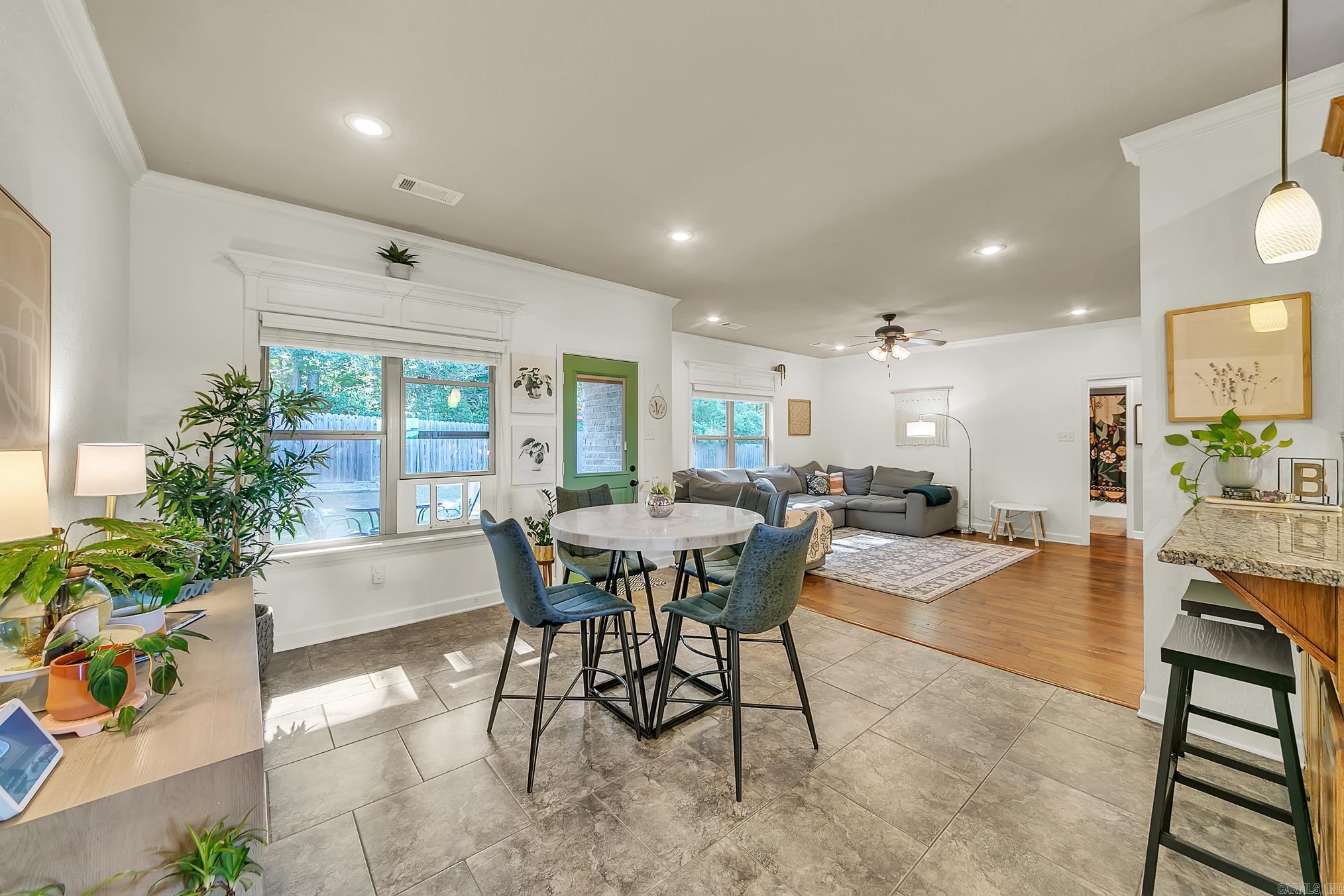 755  Mango  Austin, AR