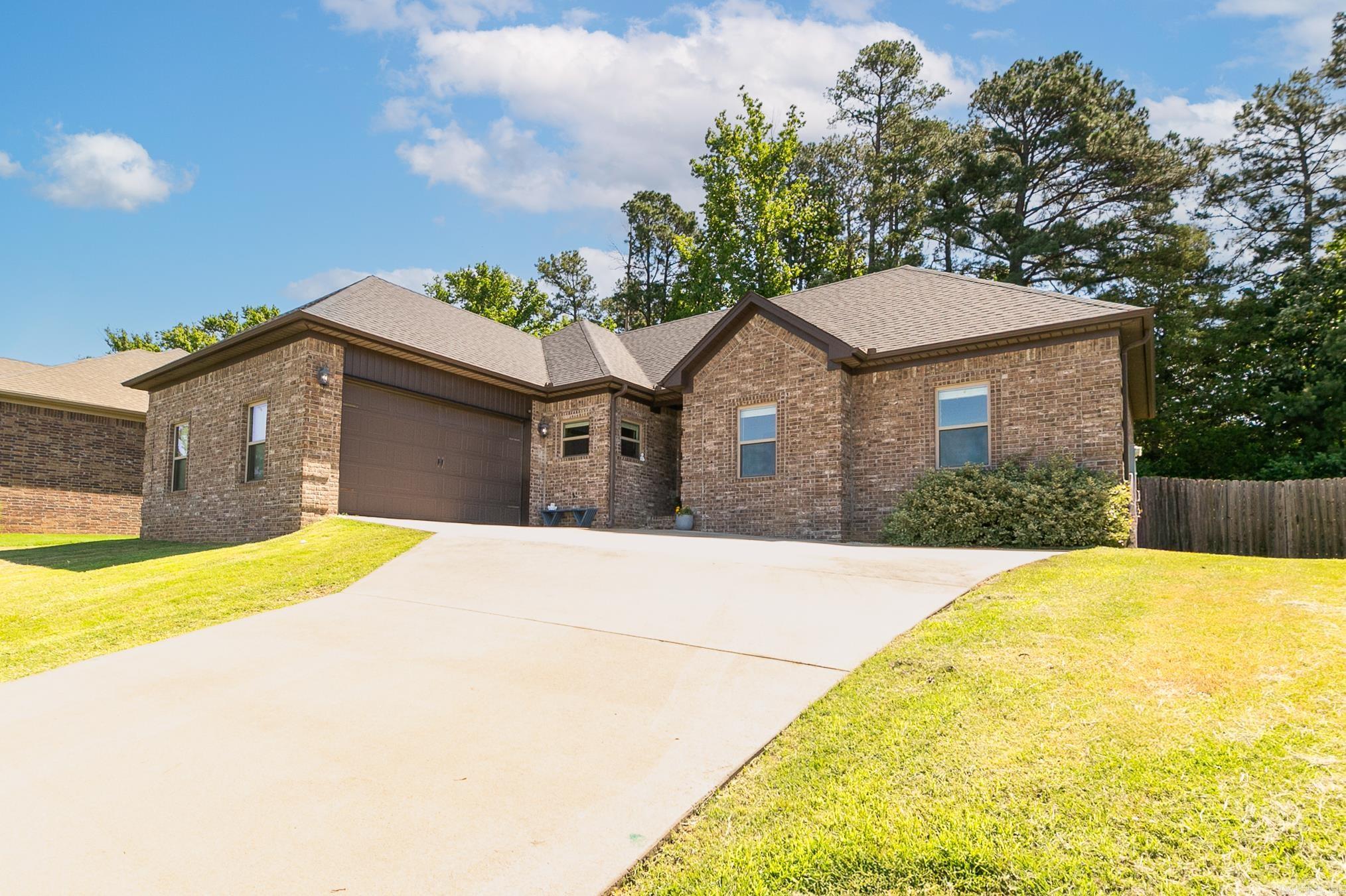 755  Mango  Austin, AR