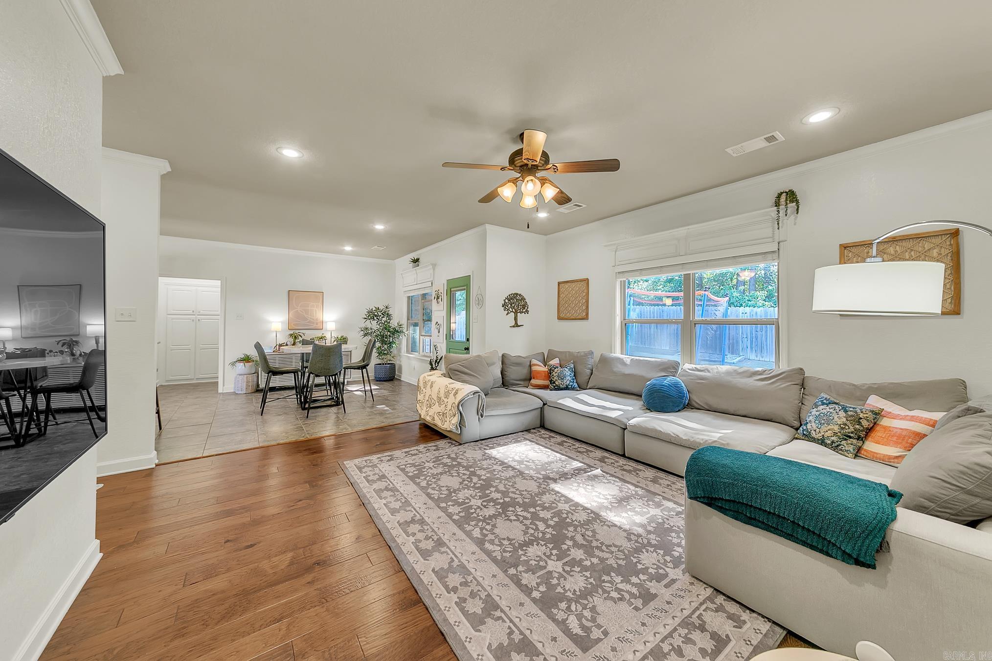 755  Mango  Austin, AR