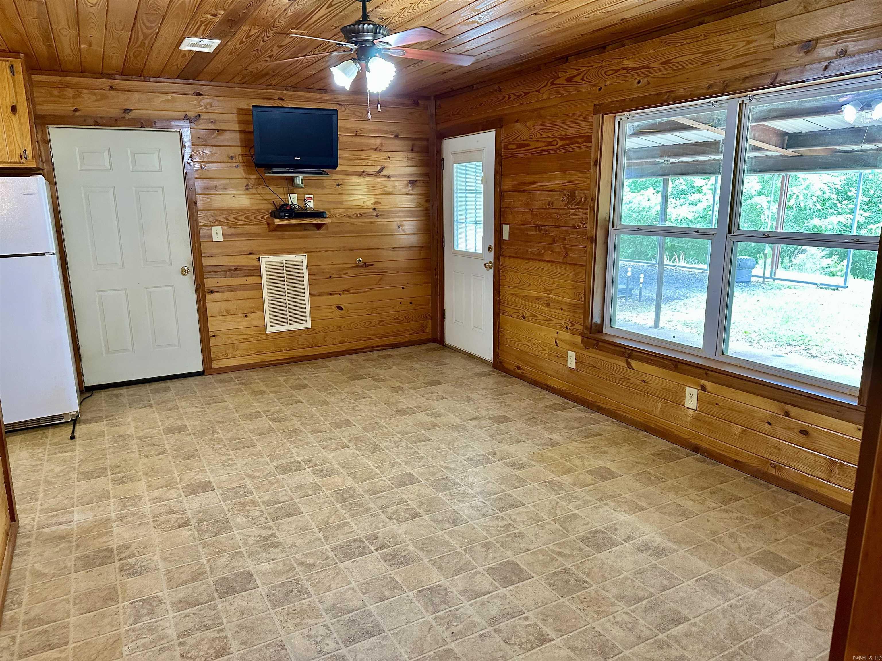 540  Polk rd 78  Mena, AR