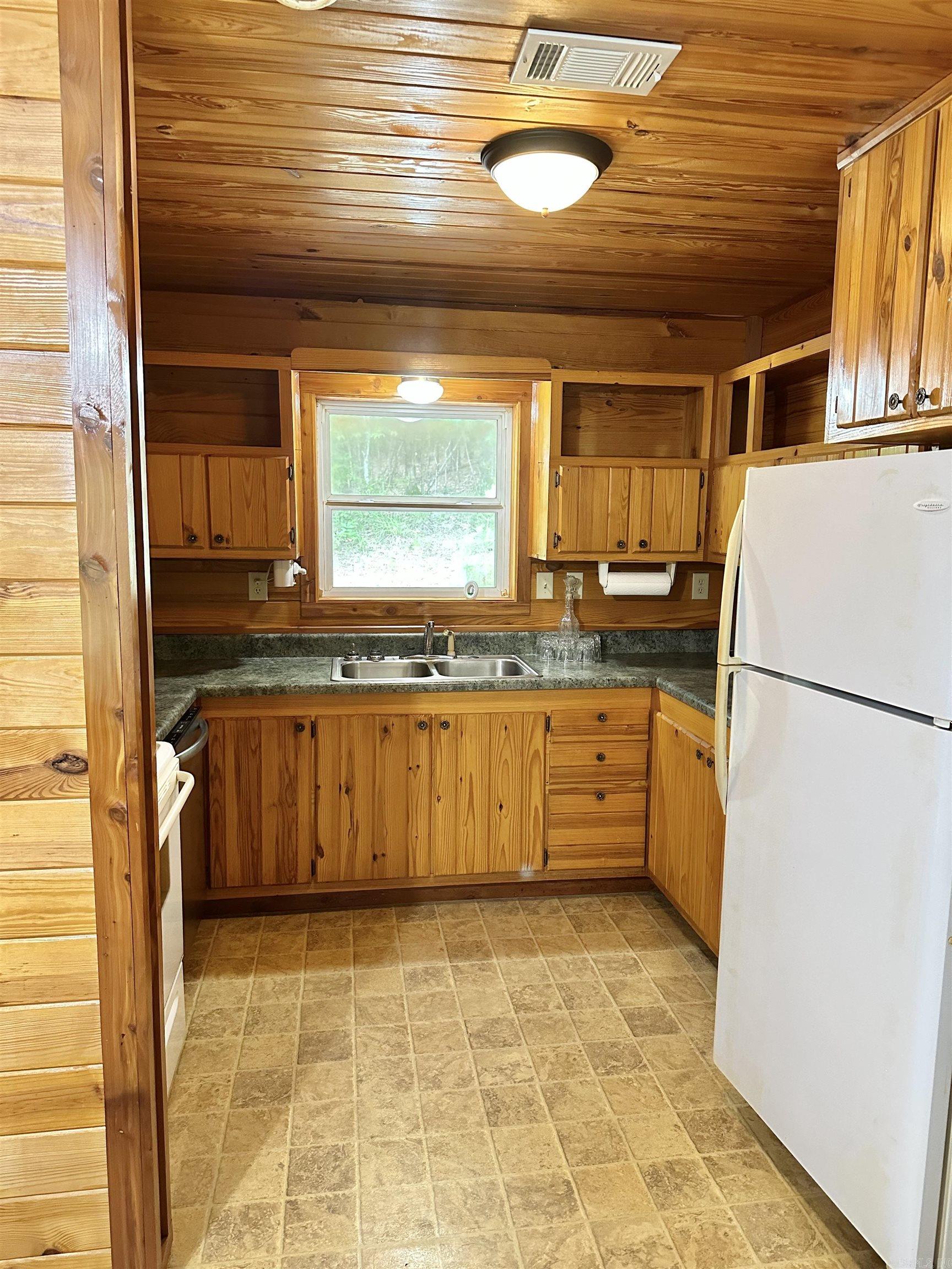 540  Polk rd 78  Mena, AR