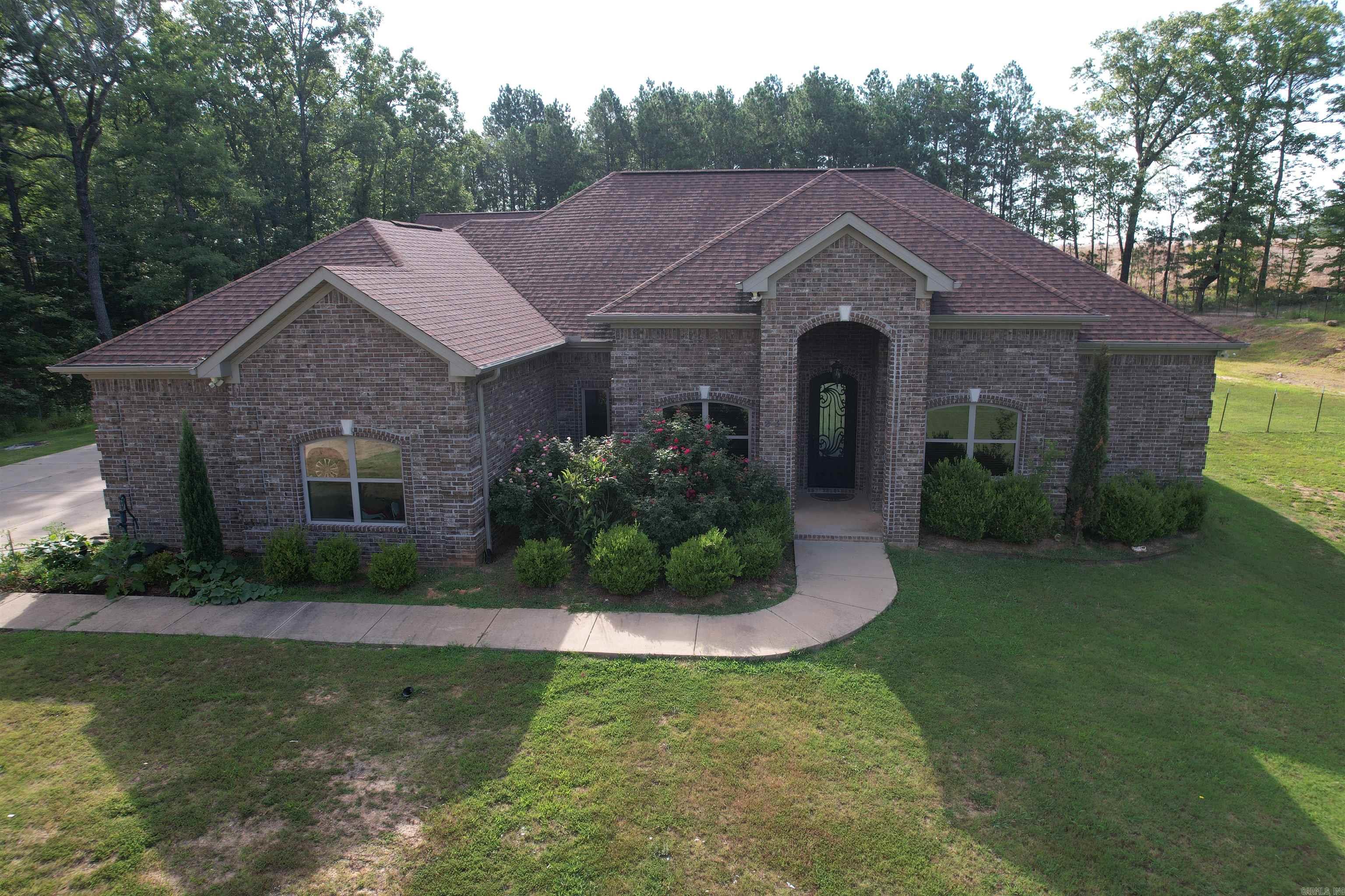 23  Whispering  Alexander, AR
