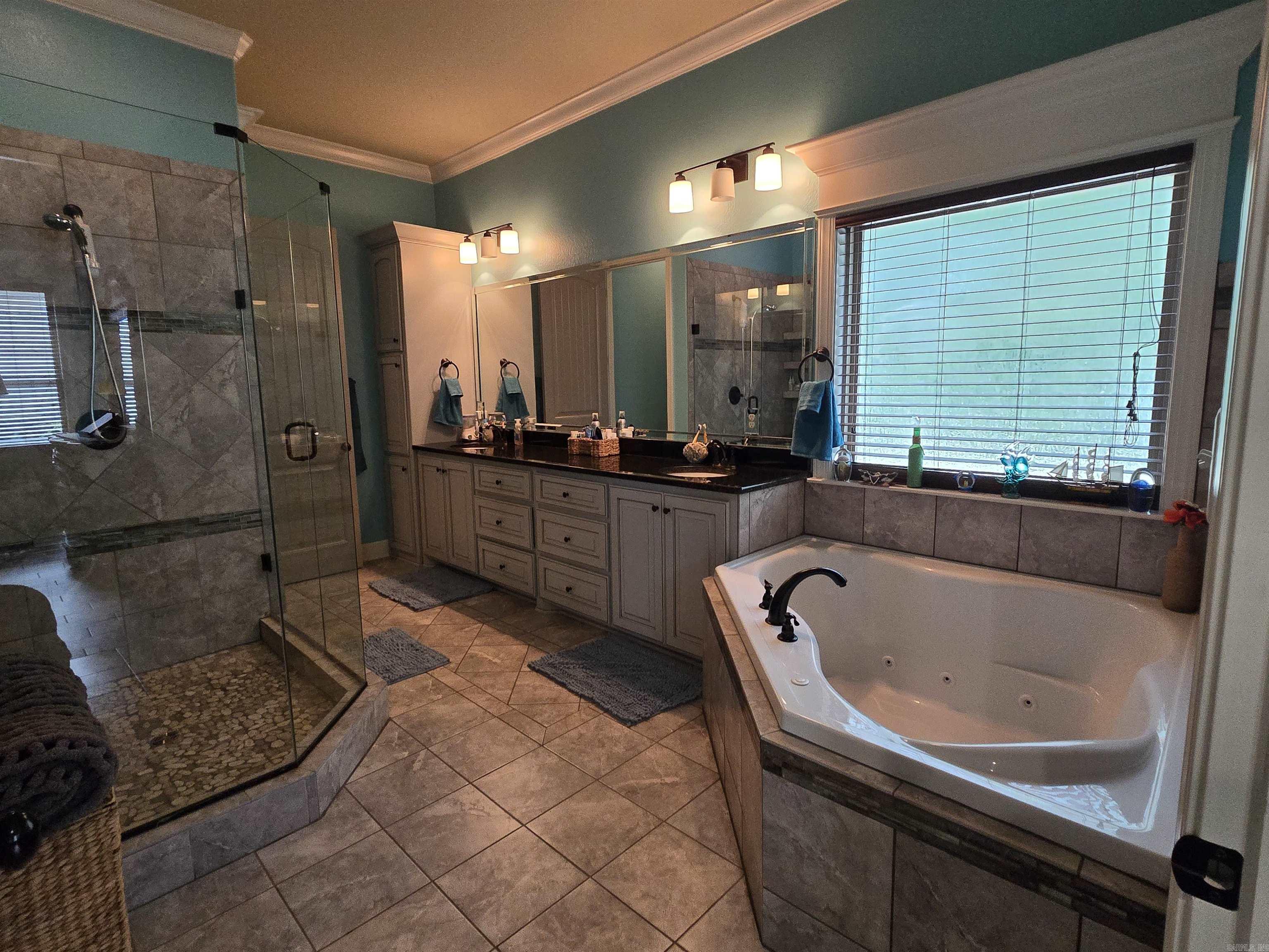 23  Whispering  Alexander, AR