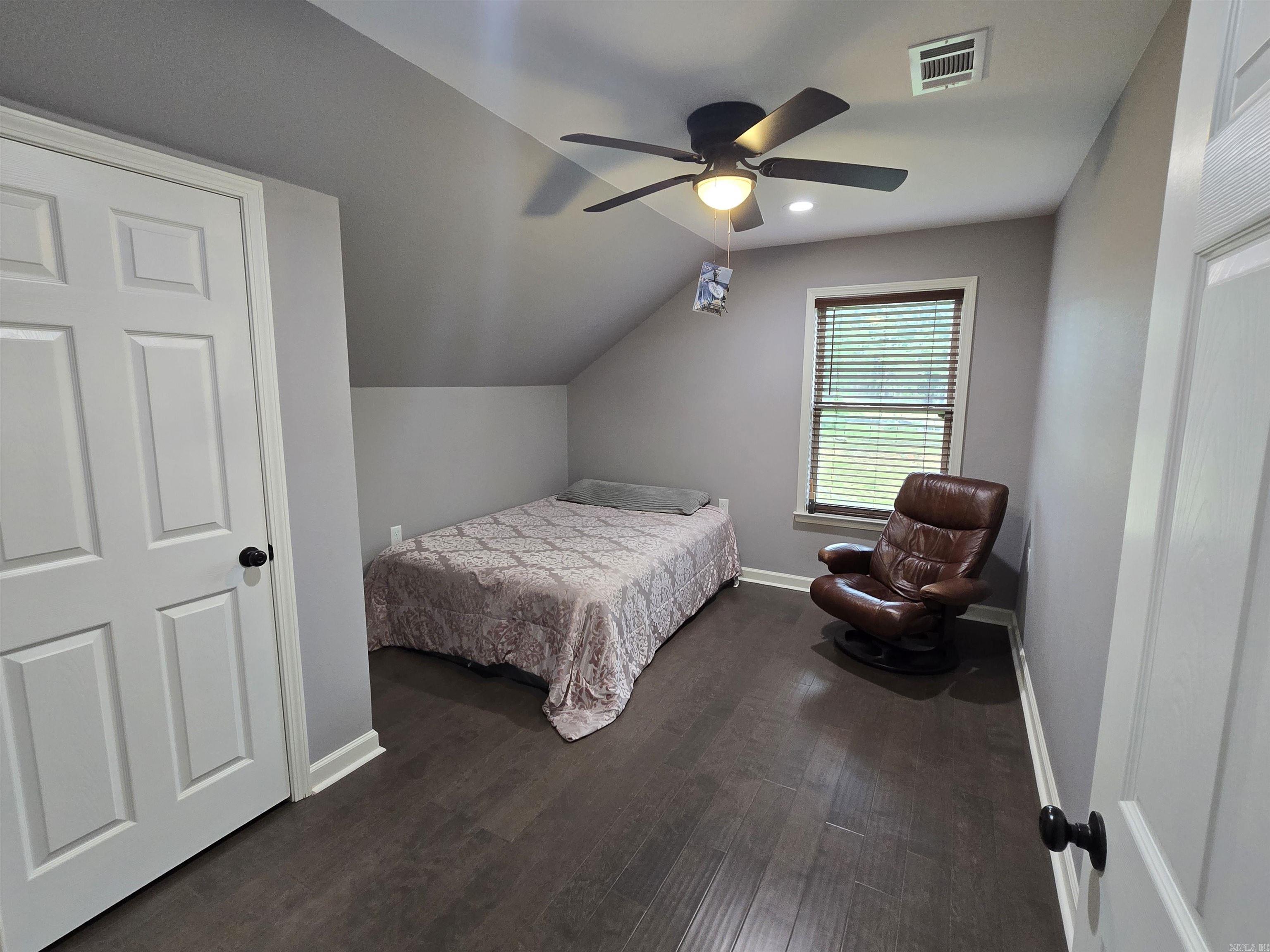 23  Whispering  Alexander, AR