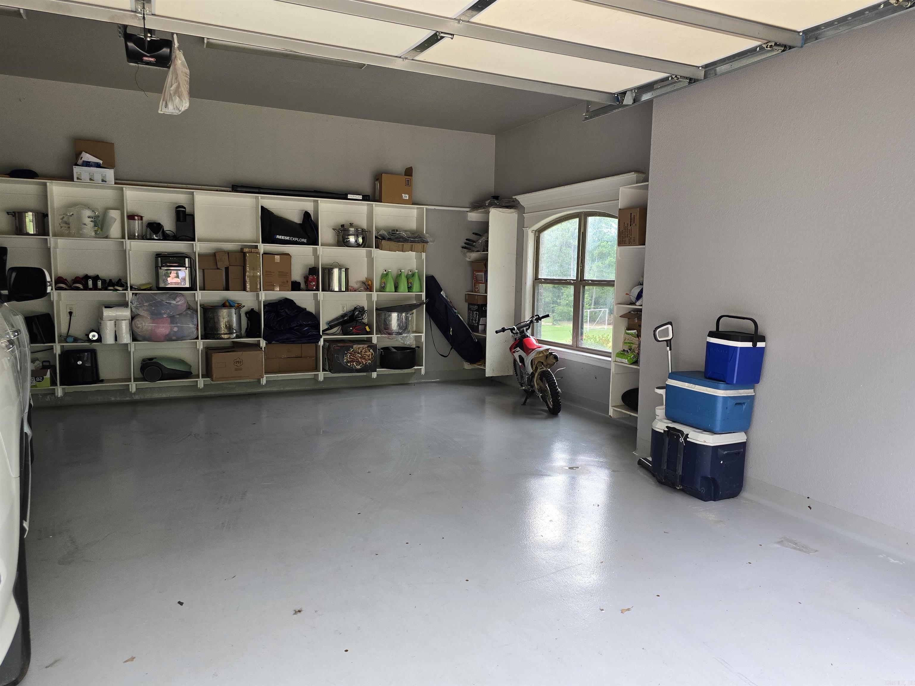 23  Whispering  Alexander, AR