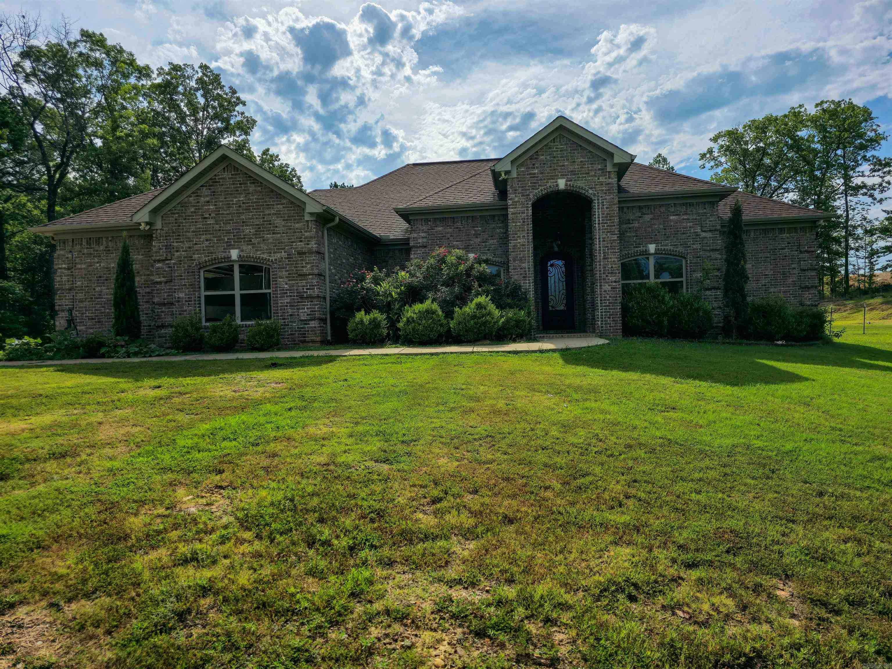 23  Whispering  Alexander, AR