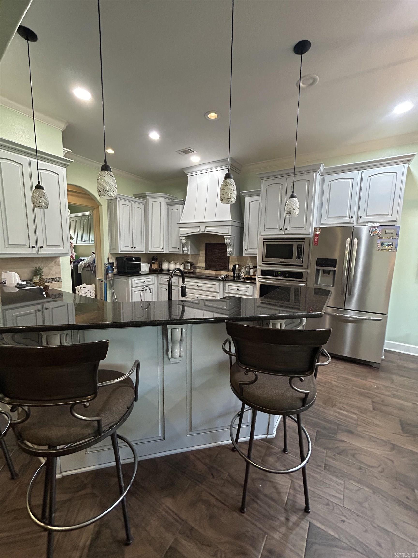 23  Whispering  Alexander, AR