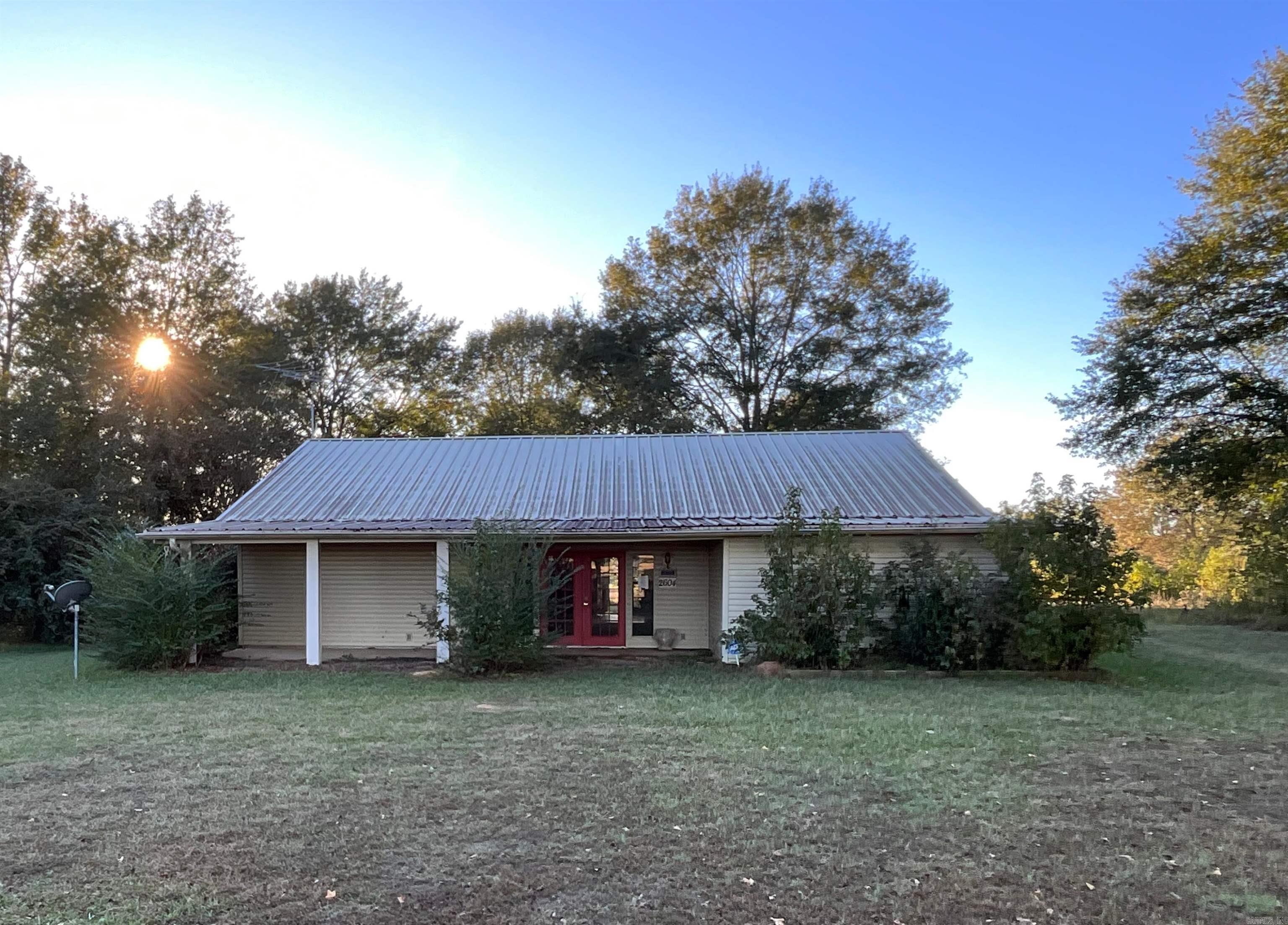 2604 E Hwy 371  Nashville, AR