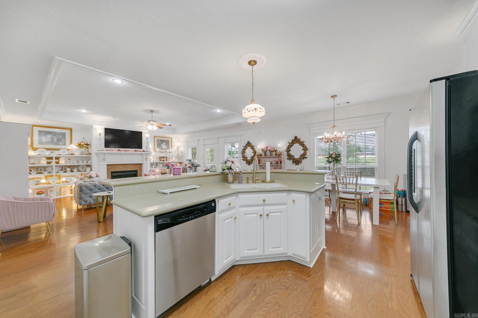 43  Earnhardt  Cabot, AR