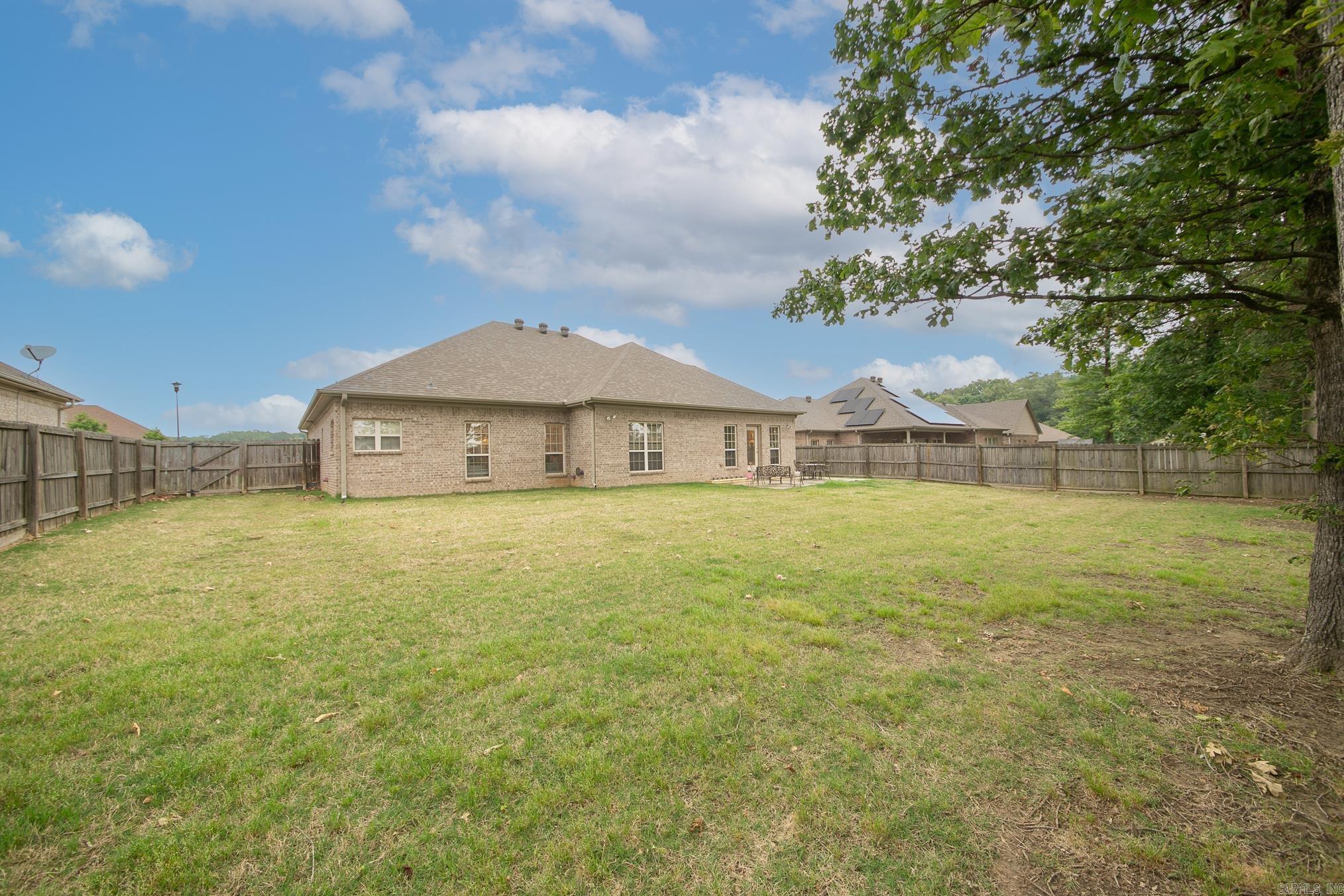43  Earnhardt  Cabot, AR
