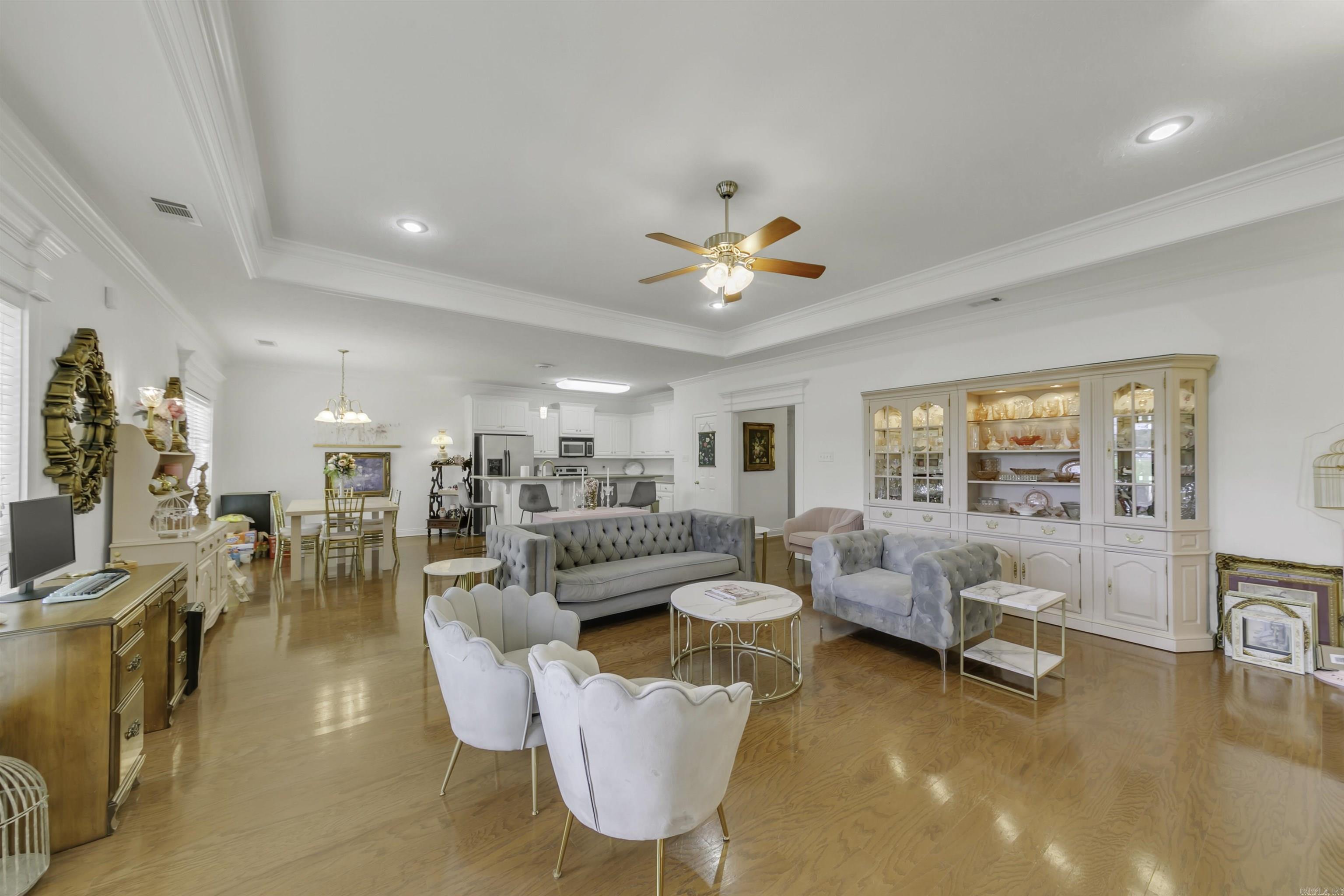 43  Earnhardt  Cabot, AR