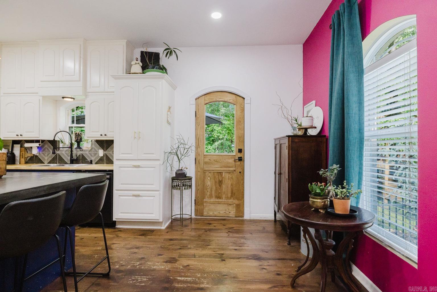 1112  Lawrence  Benton, AR