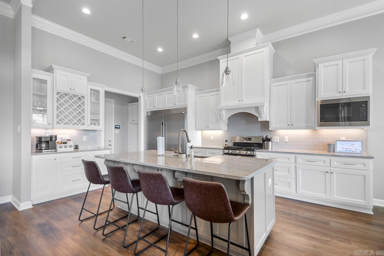 9633  Oak Heights Dr.  Sherwood, AR