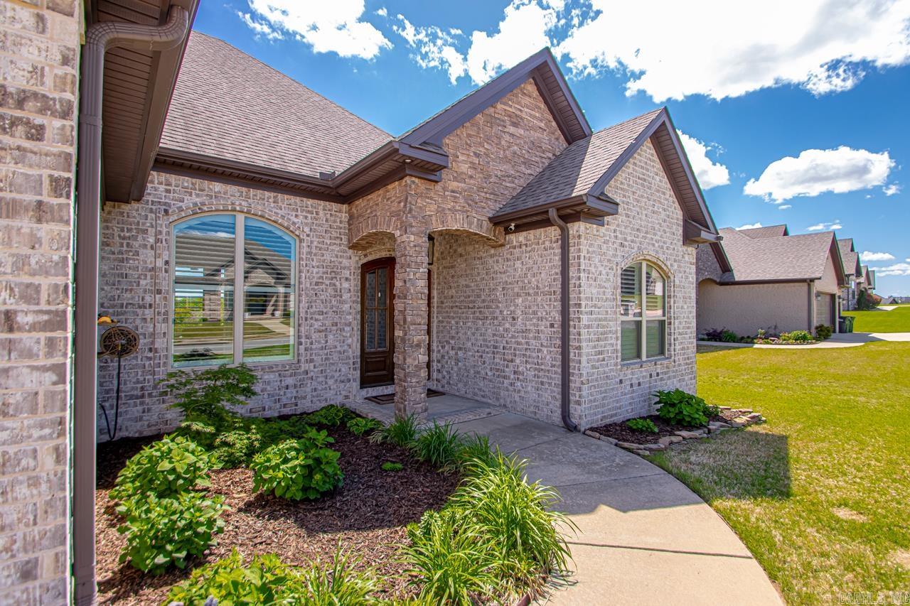9633  Oak Heights Dr.  Sherwood, AR