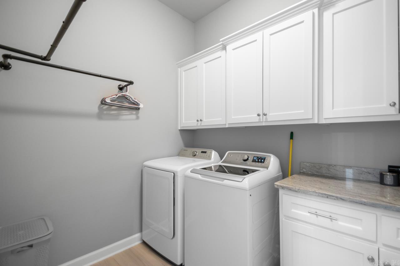 9633  Oak Heights Dr.  Sherwood, AR