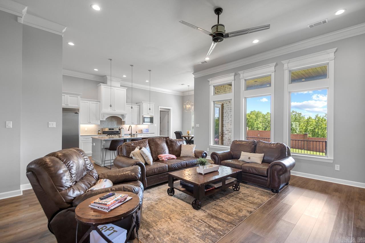 9633  Oak Heights Dr.  Sherwood, AR