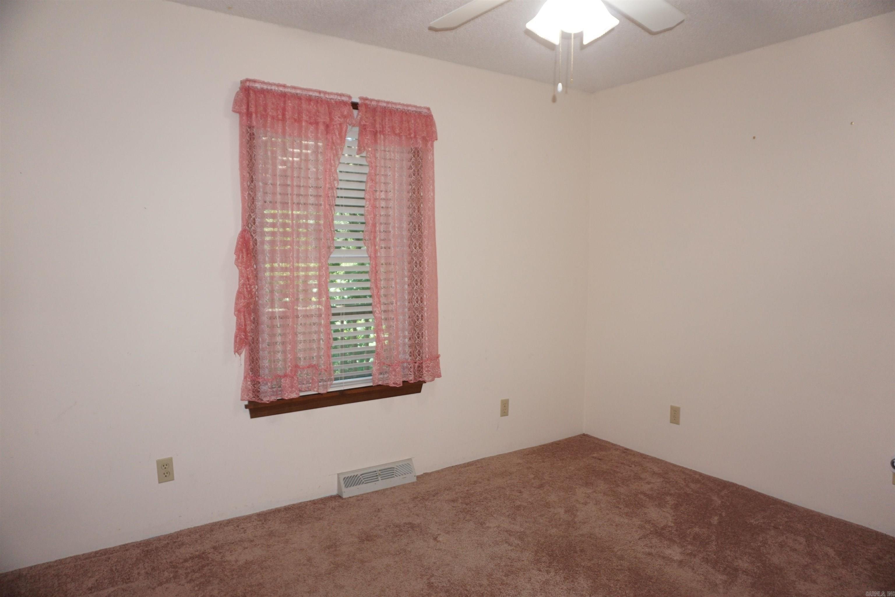 125  Blue Bird Glen  Searcy, AR