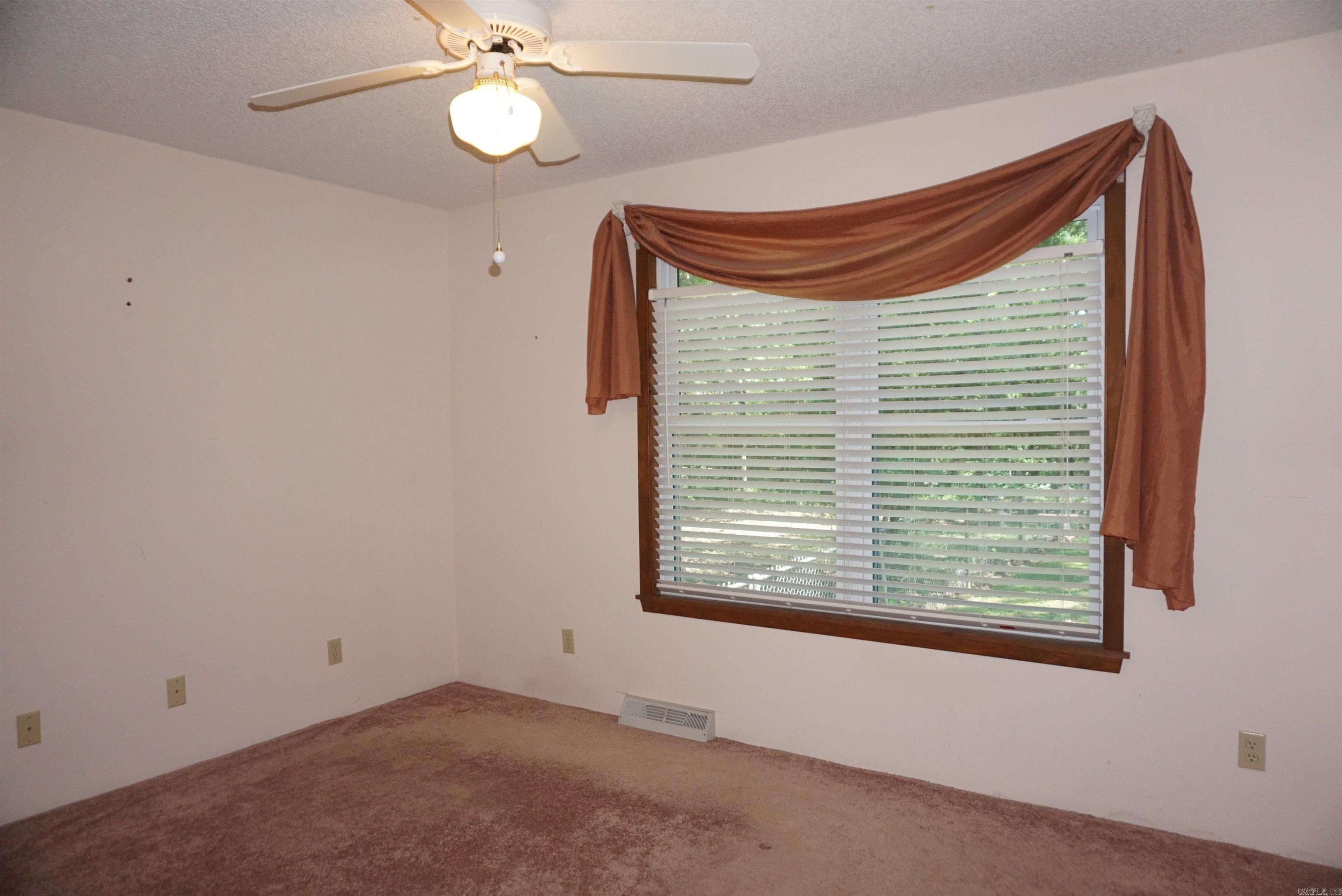 125  Blue Bird Glen  Searcy, AR