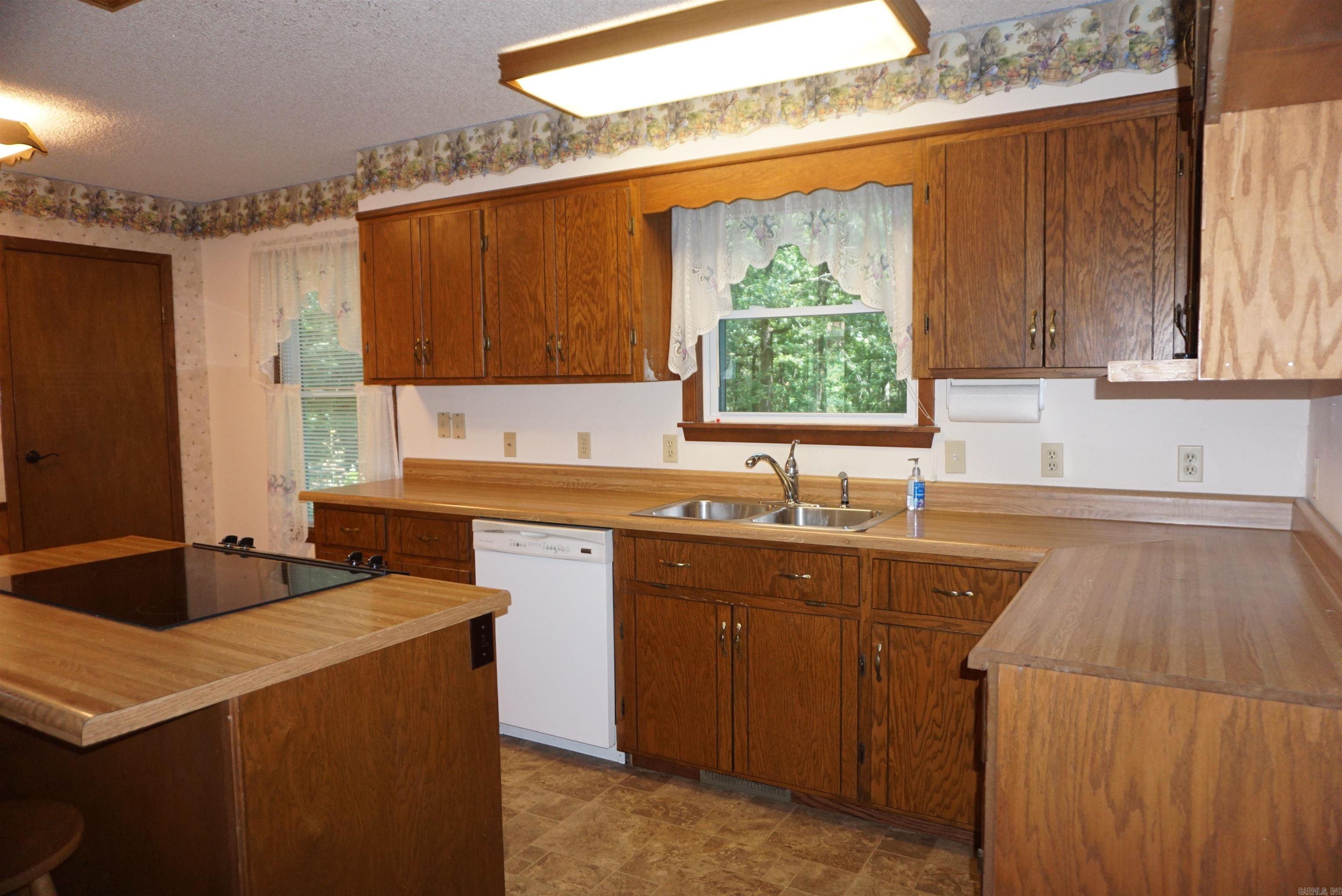 125  Blue Bird Glen  Searcy, AR