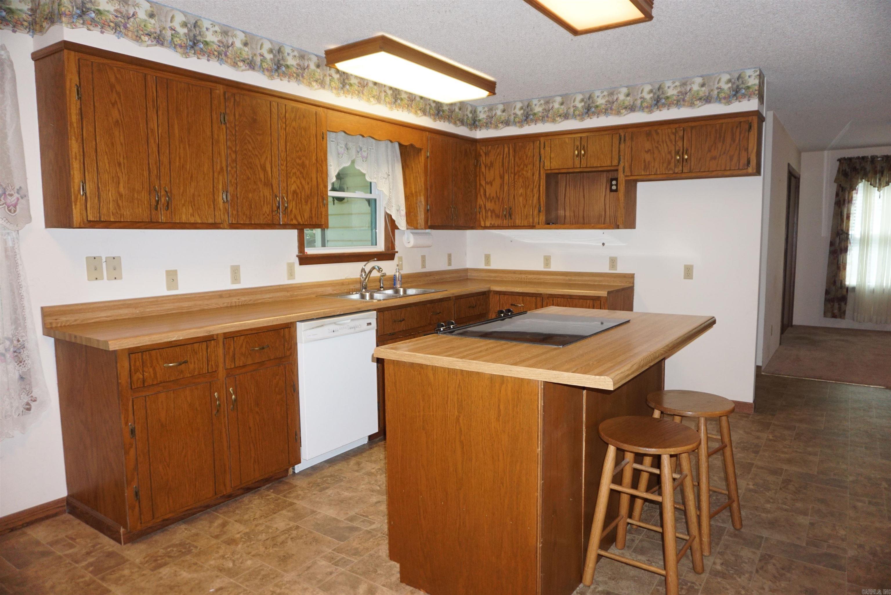 125  Blue Bird Glen  Searcy, AR