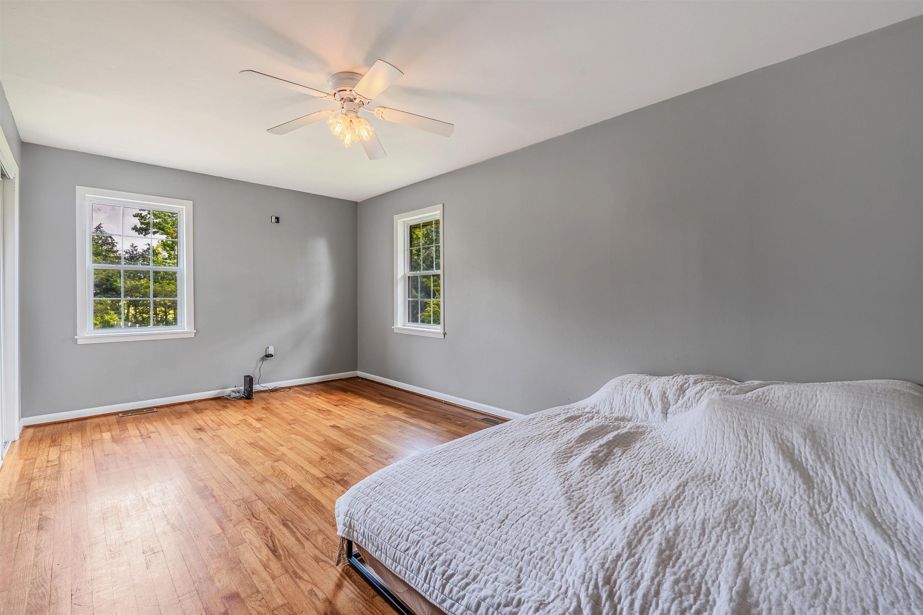64  Castleberry  Greenbrier, AR