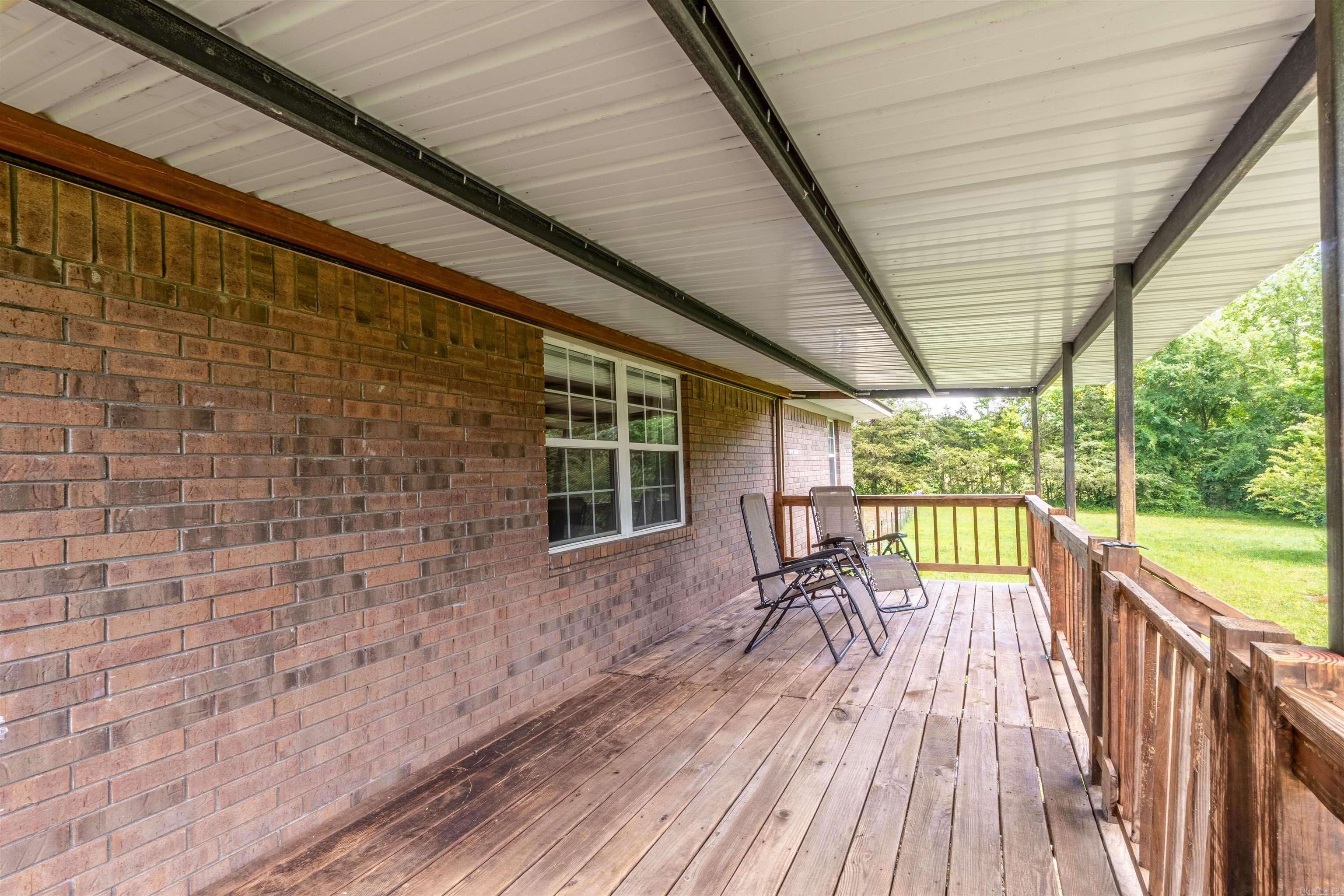 64  Castleberry  Greenbrier, AR