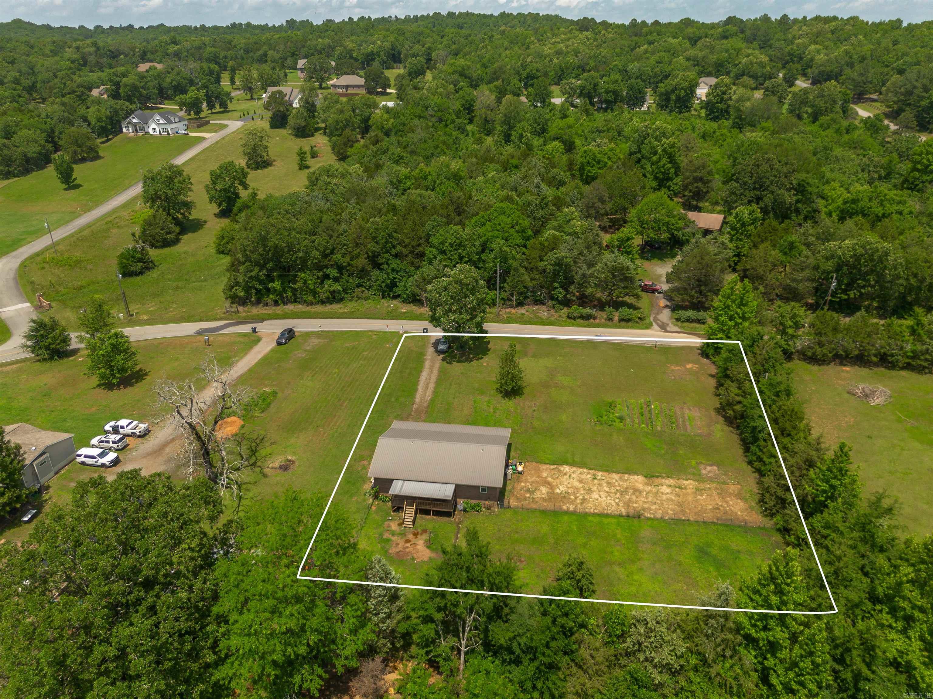 64  Castleberry  Greenbrier, AR