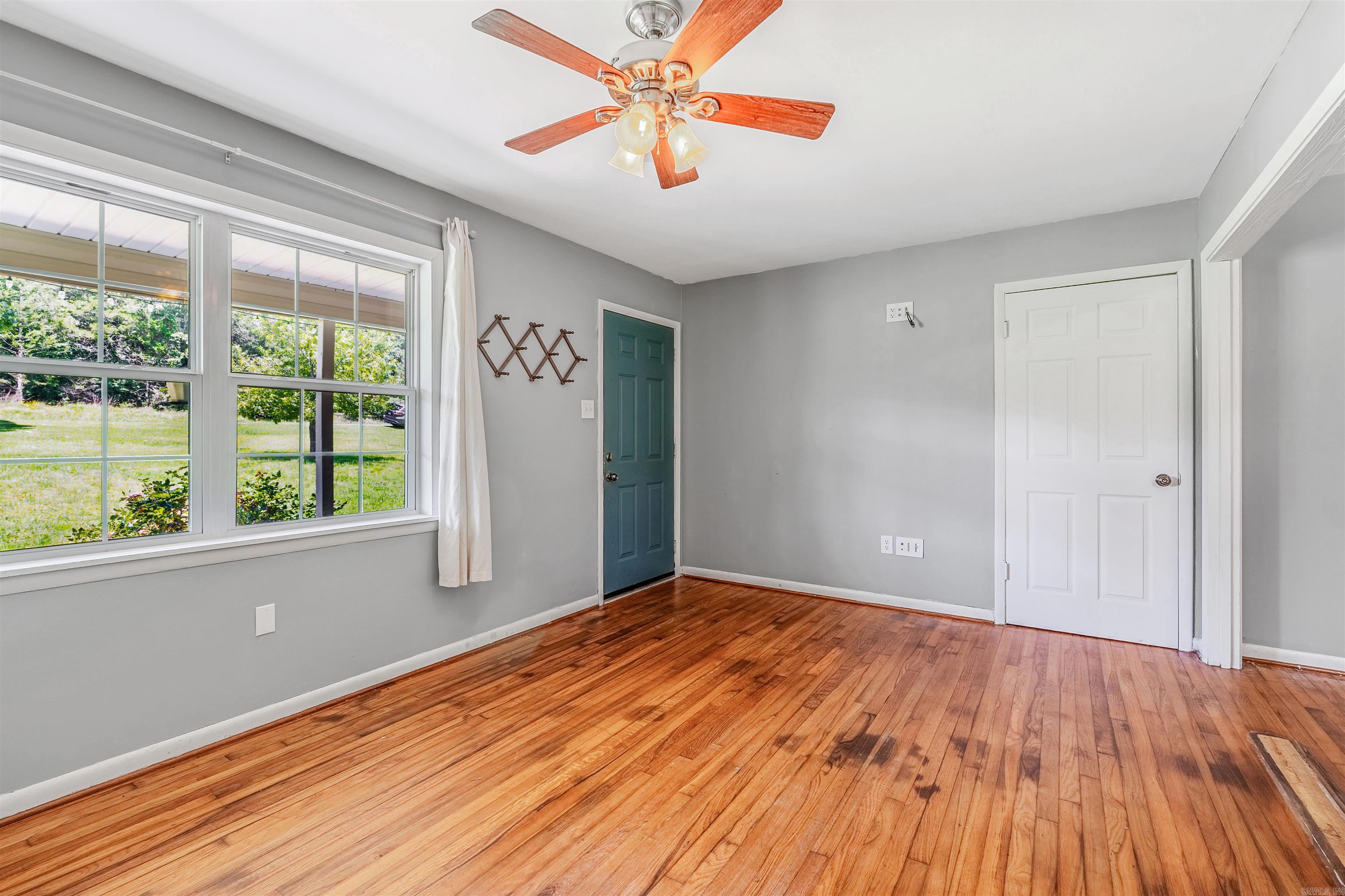 64  Castleberry  Greenbrier, AR