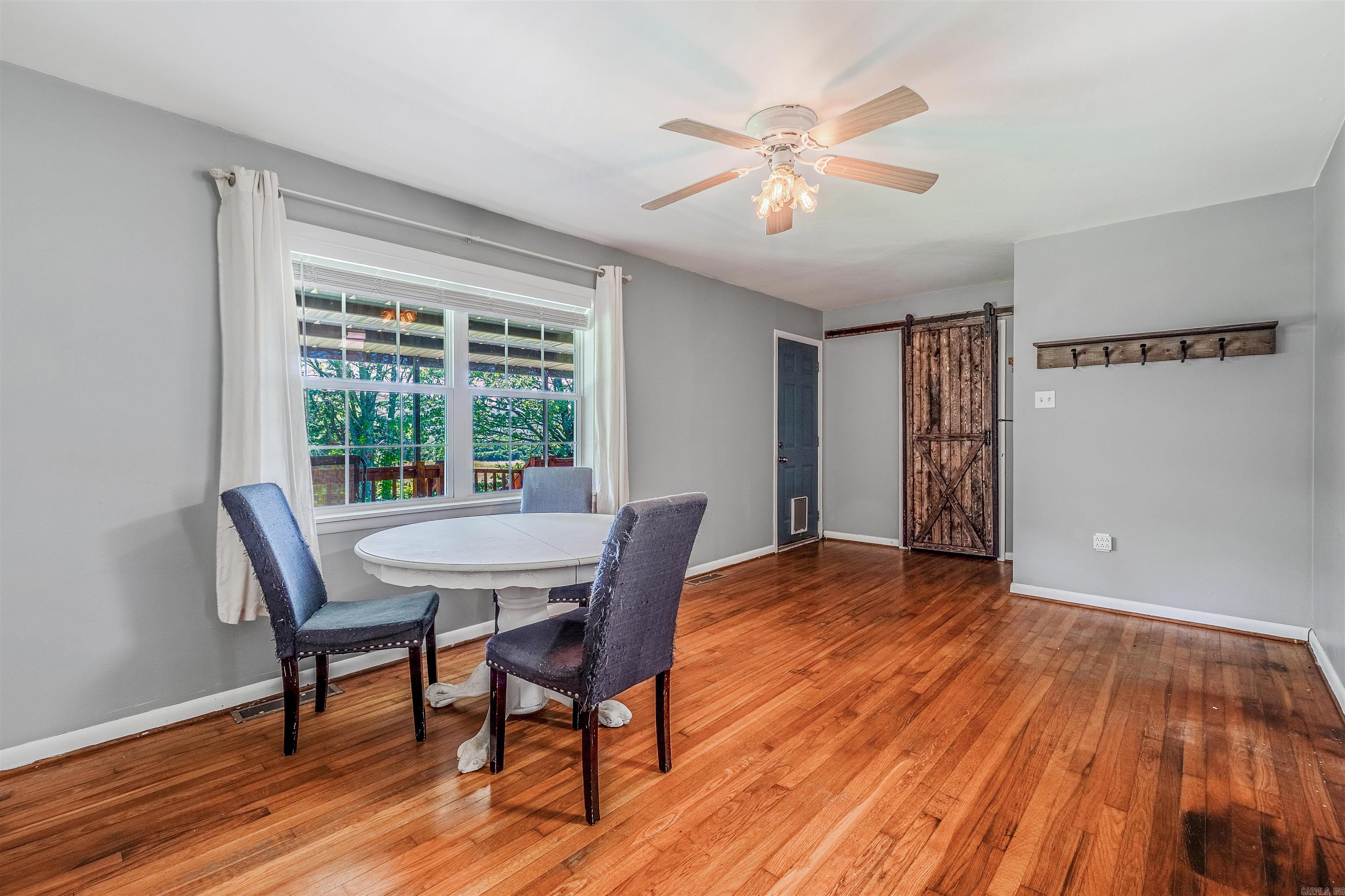 64  Castleberry  Greenbrier, AR