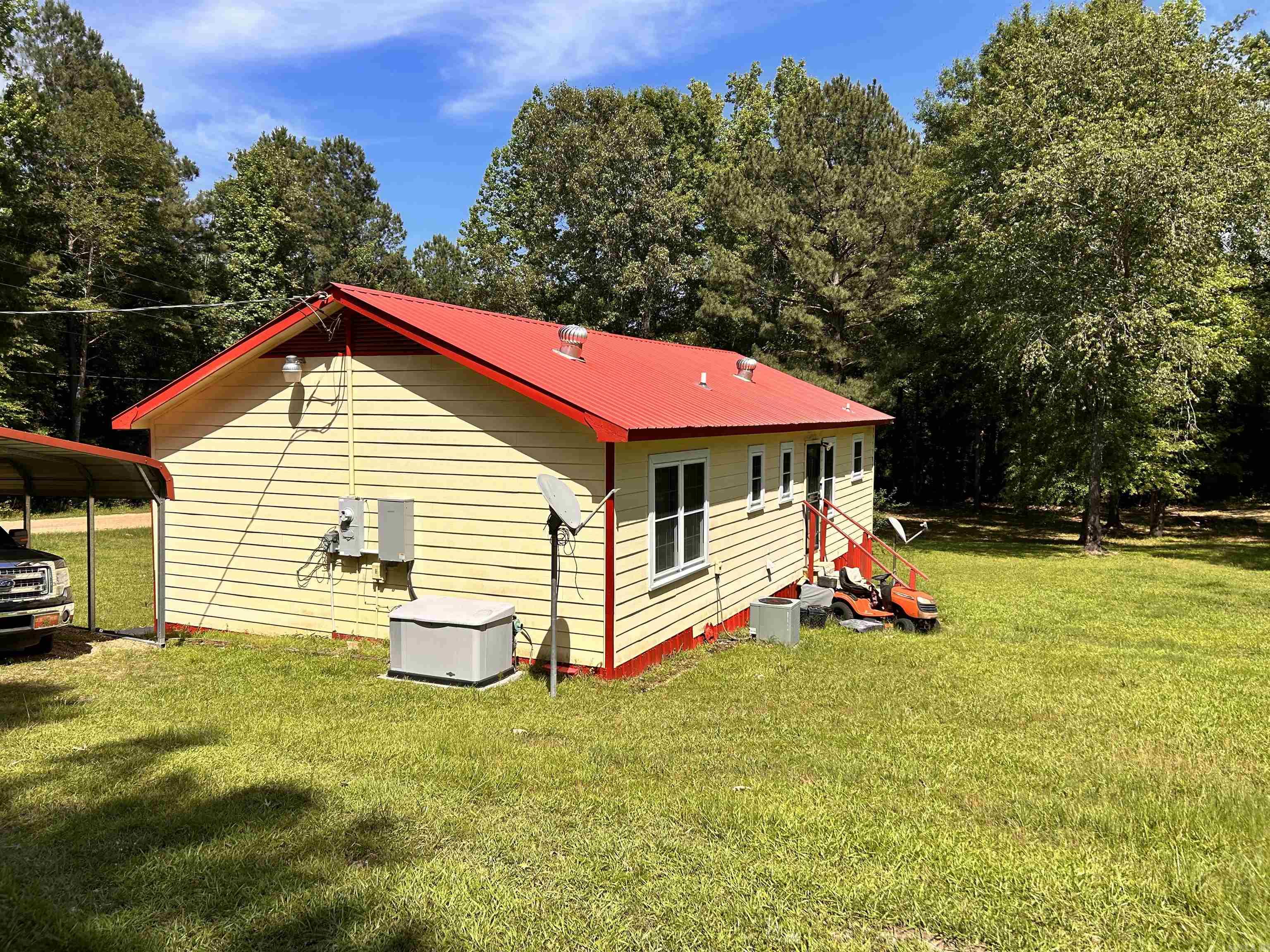 2597  Country Club RD  Camden, AR
