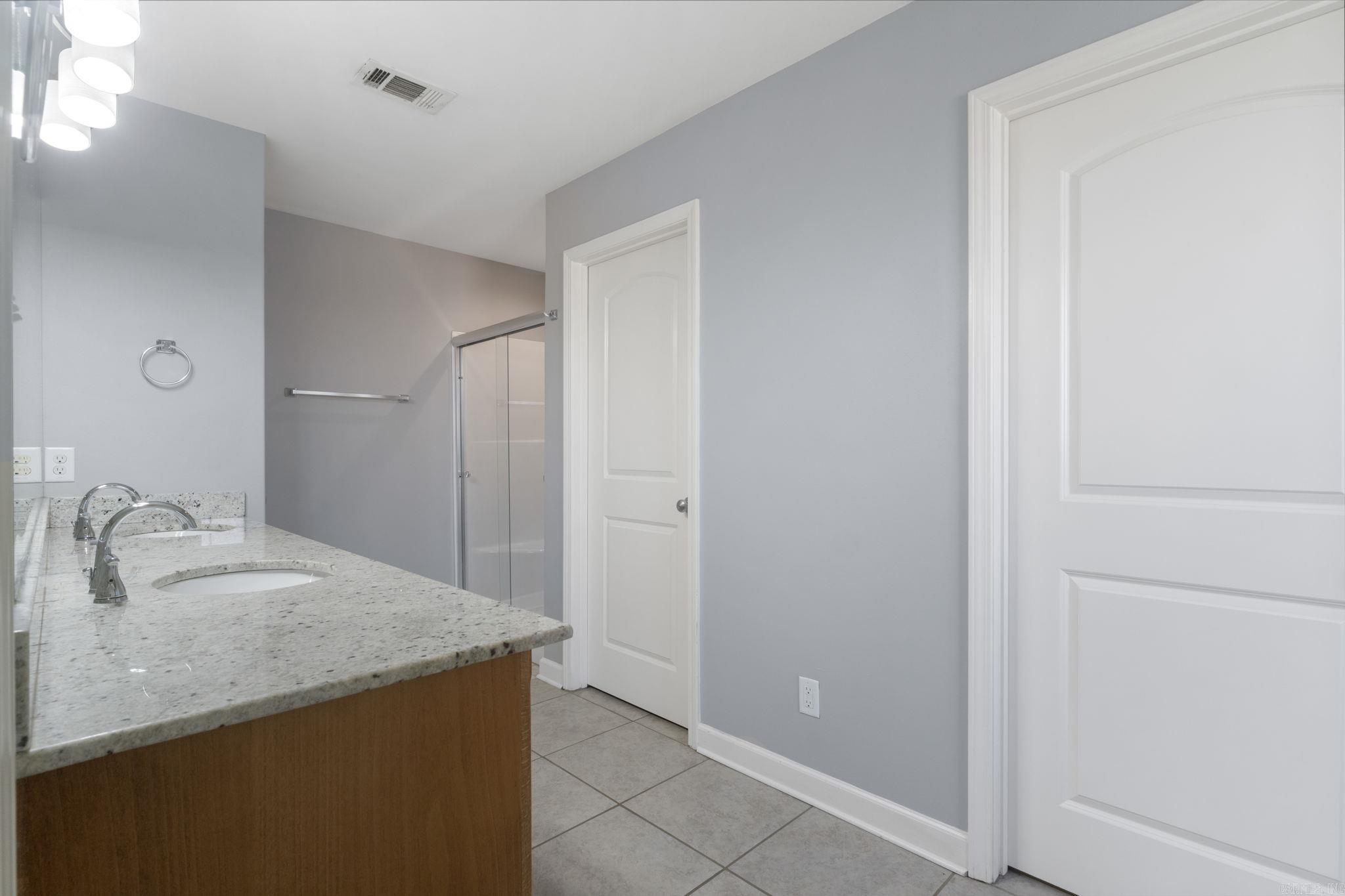 812  Sunnyside  Redfield, AR