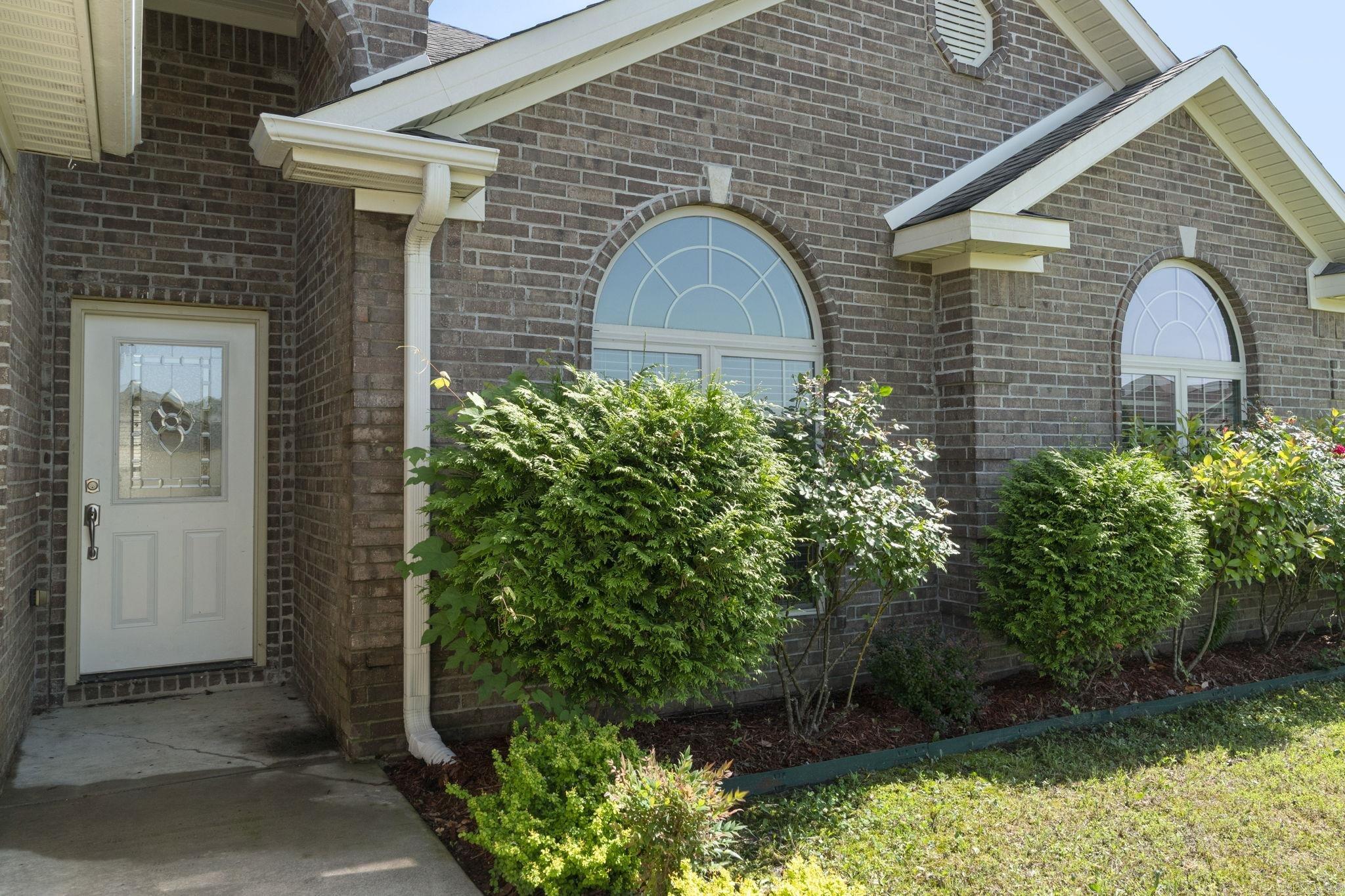 812  Sunnyside  Redfield, AR