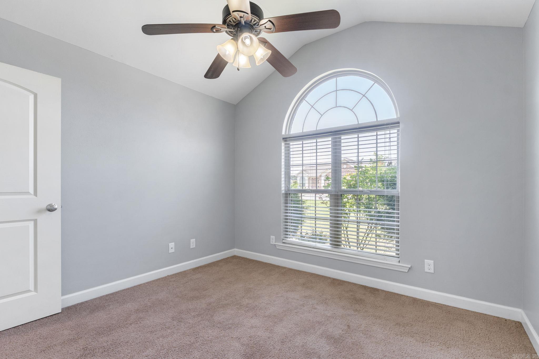812  Sunnyside  Redfield, AR