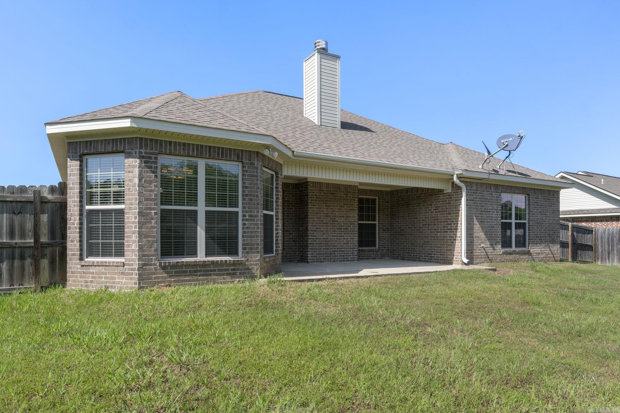 812  Sunnyside  Redfield, AR