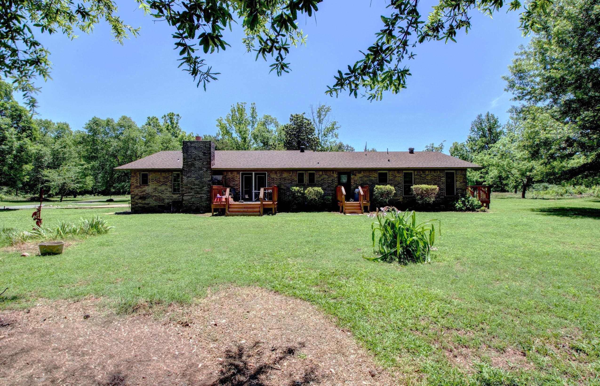 826  Carson Bridge  Lonoke, AR