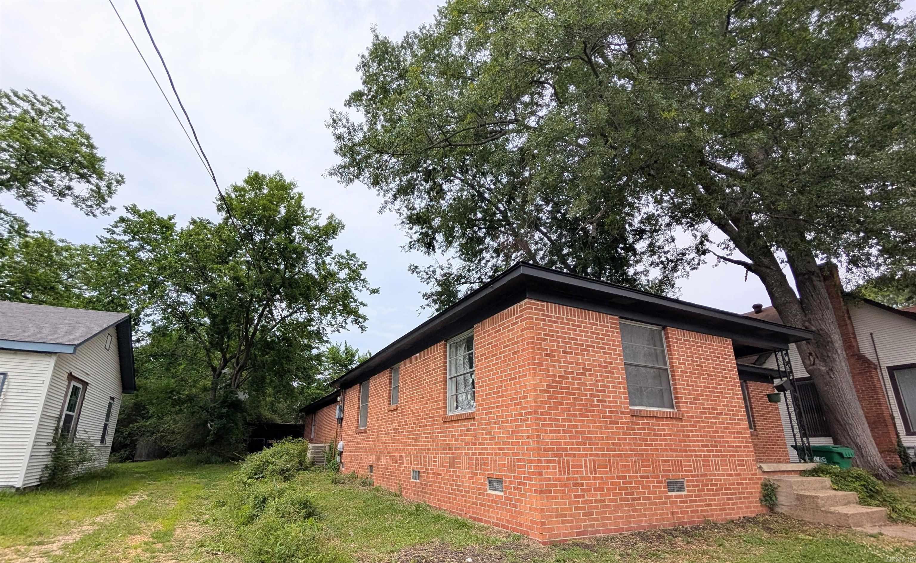 401 W South  Benton, AR