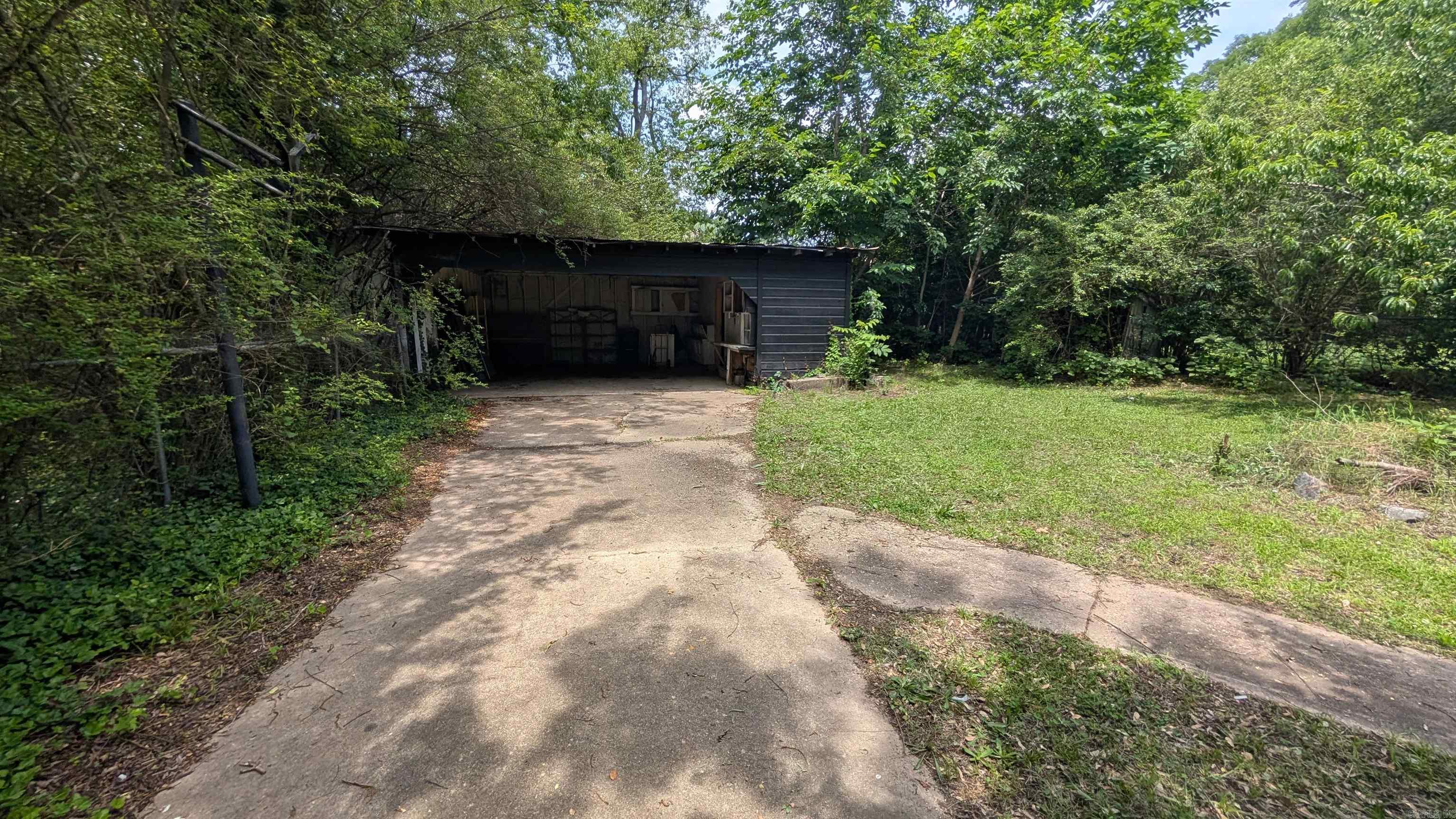 401 W South  Benton, AR