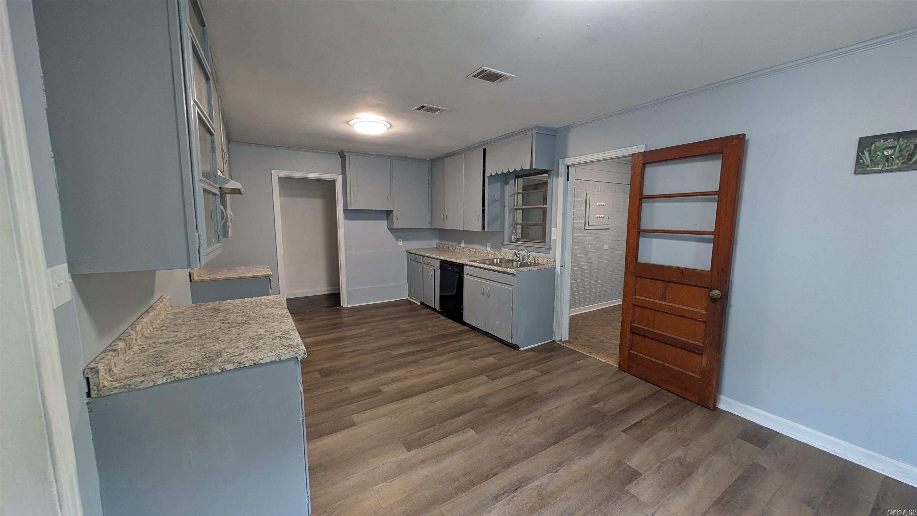 401 W South  Benton, AR