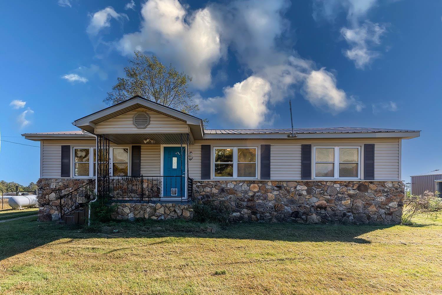 567  New Hope  Hardy, AR