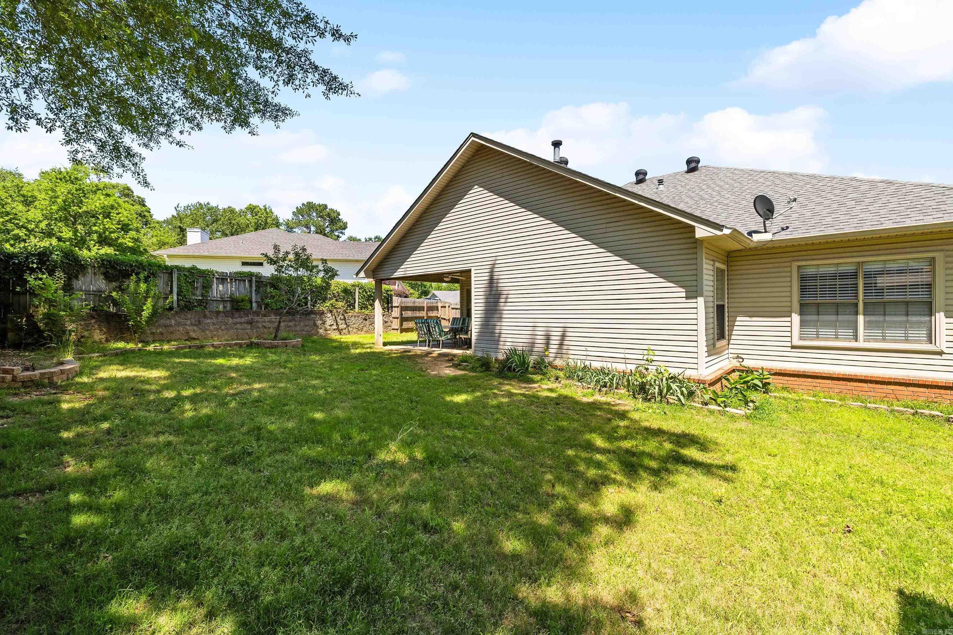 2806  Sundance  Benton, AR