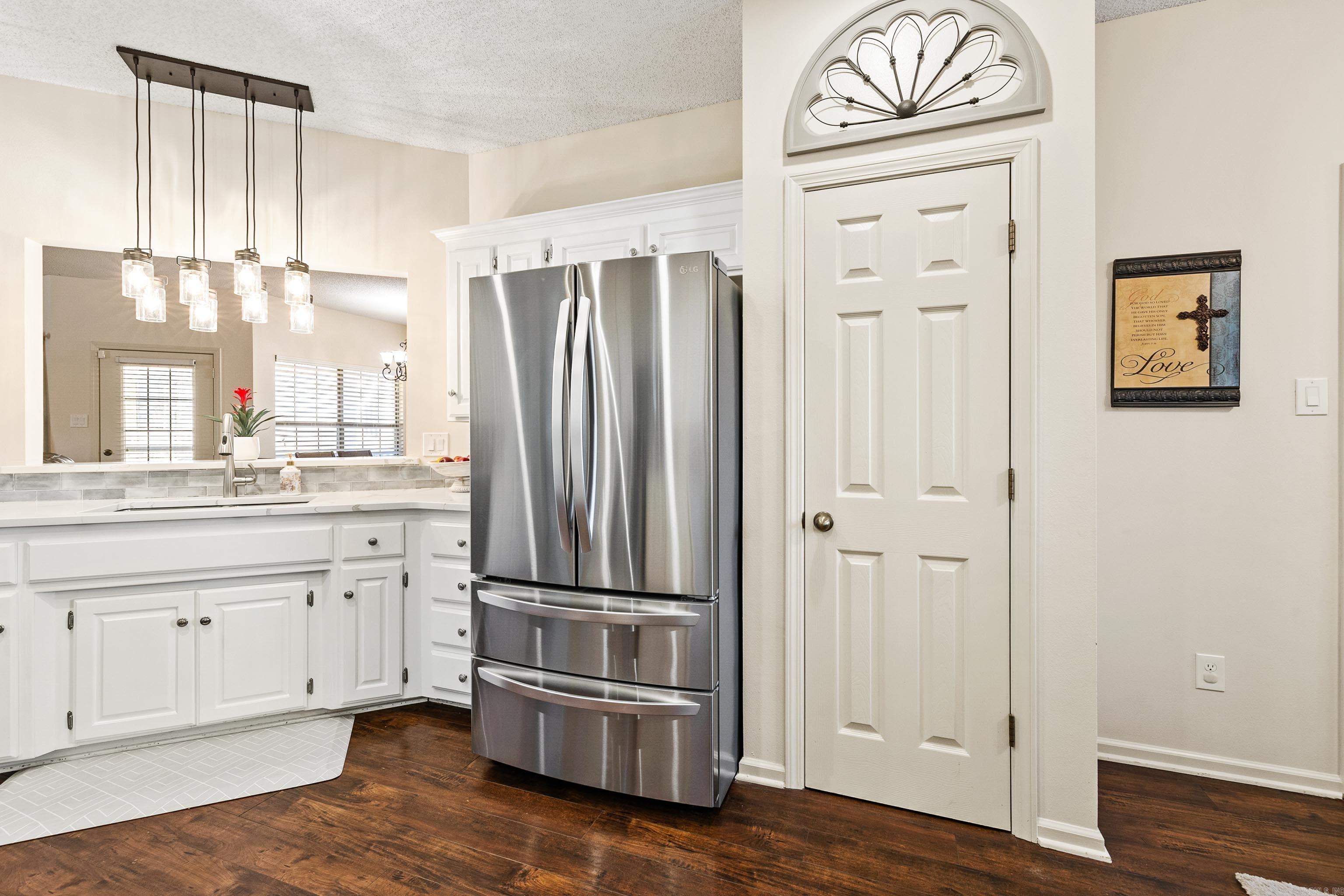 2806  Sundance  Benton, AR