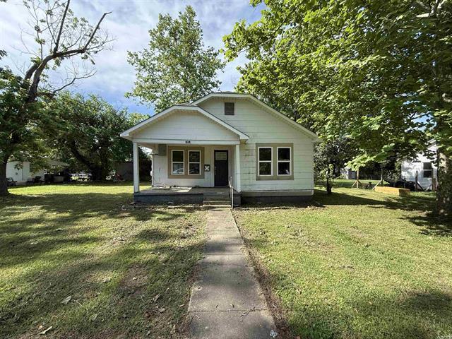 414 E 1st  Rector, AR