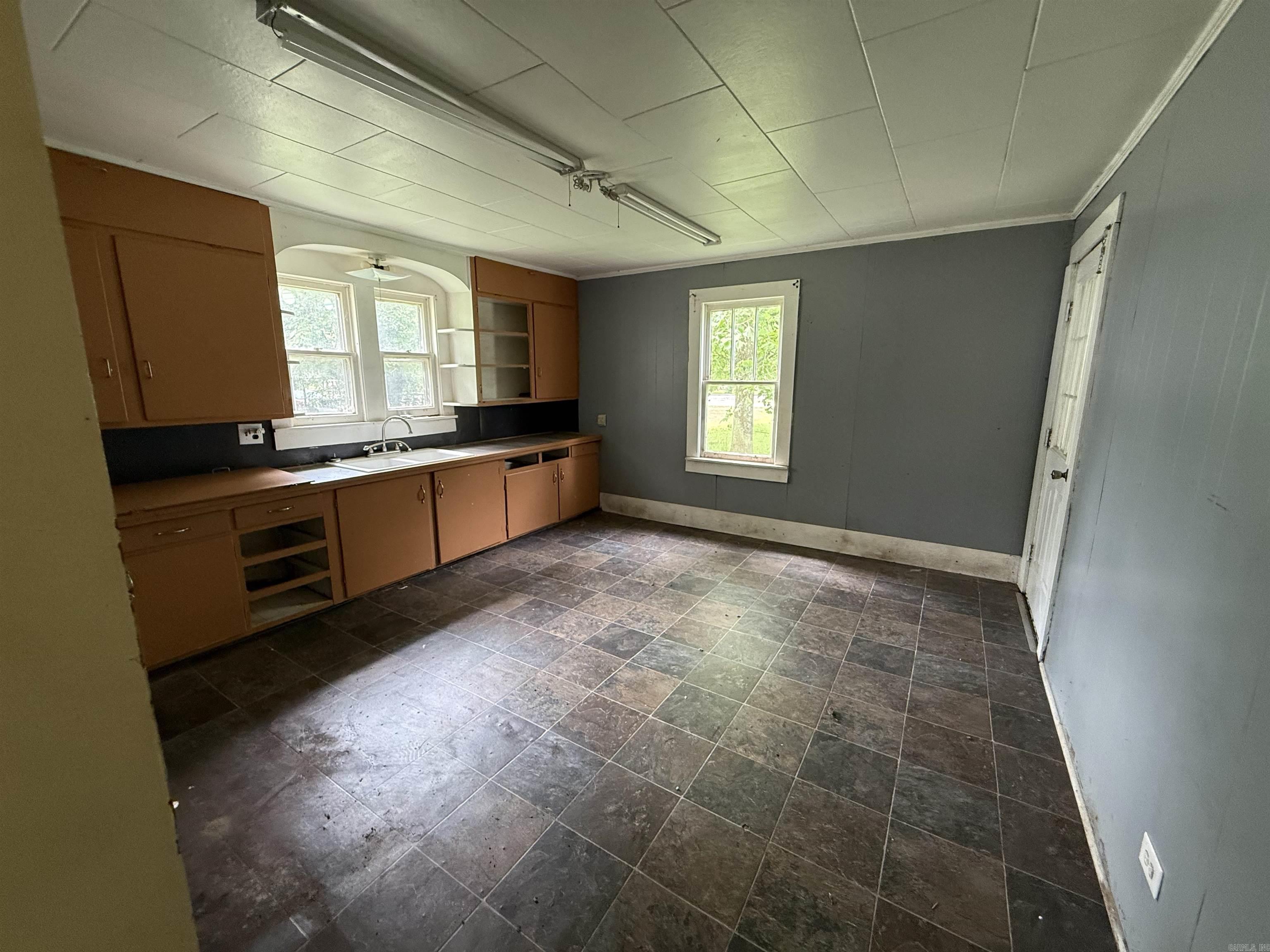 414 E 1st  Rector, AR
