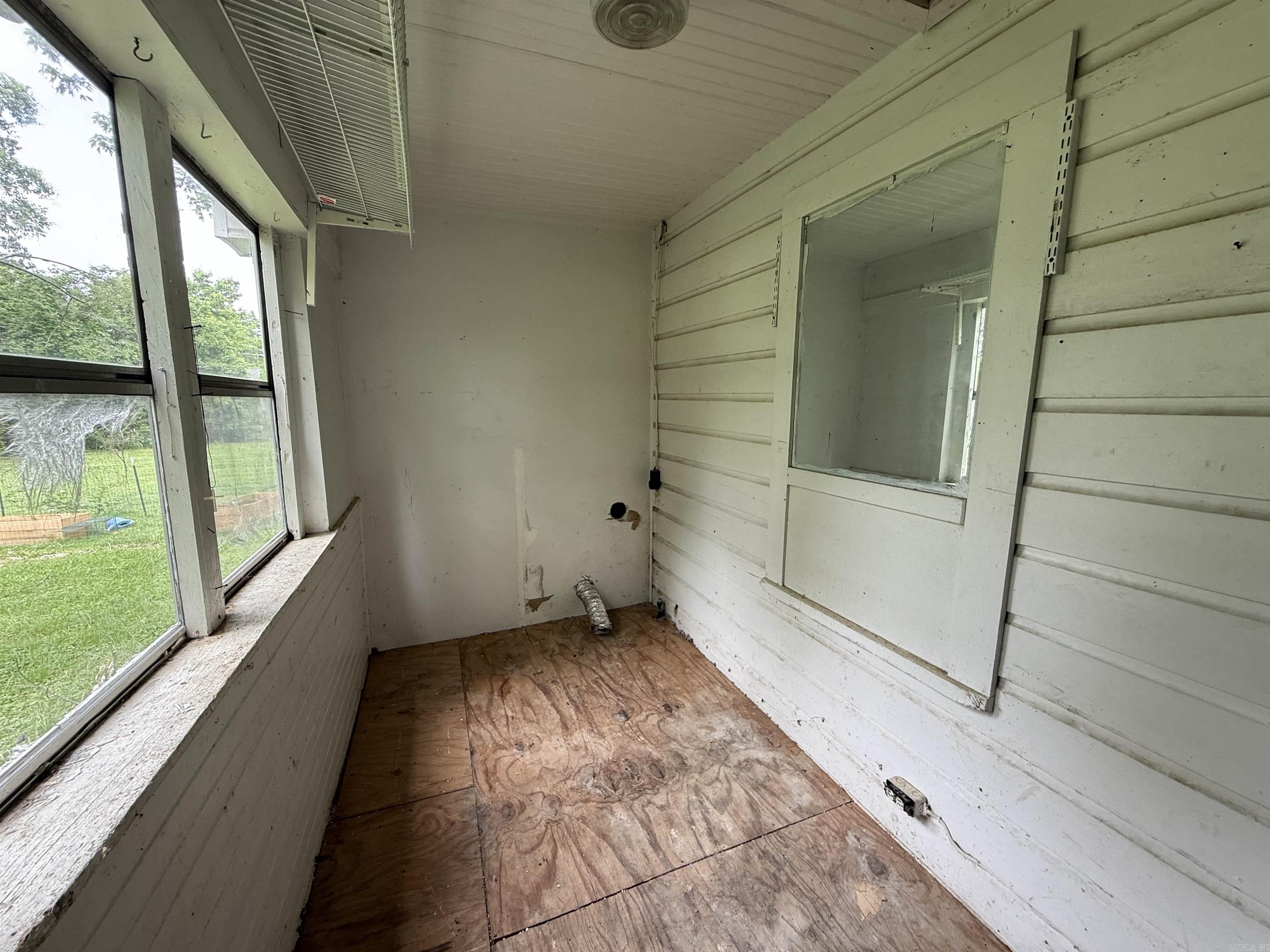 414 E 1st  Rector, AR