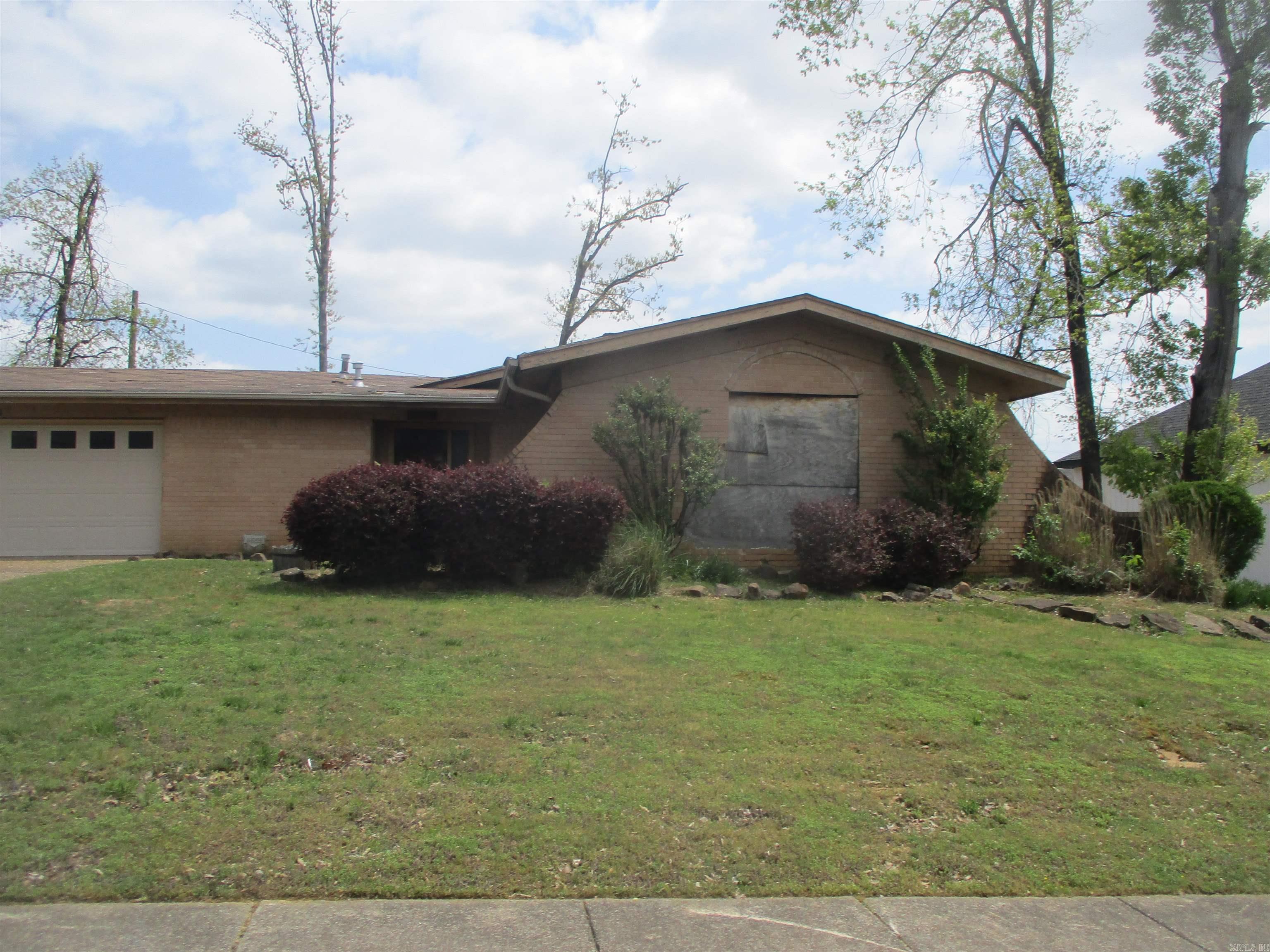1521  Breckenridge  Little Rock, AR