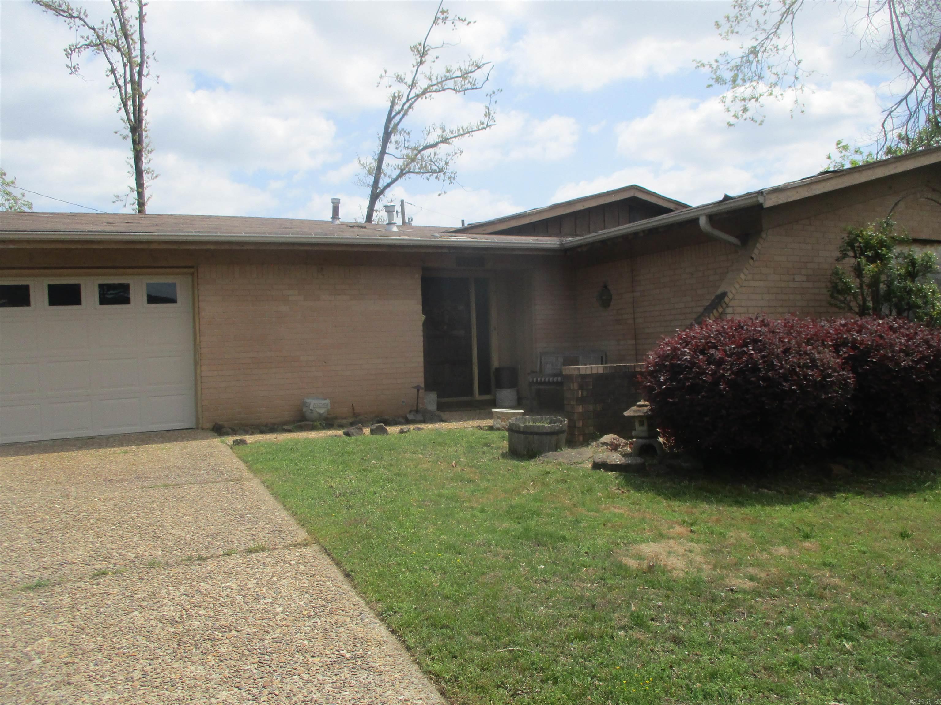 1521  Breckenridge  Little Rock, AR