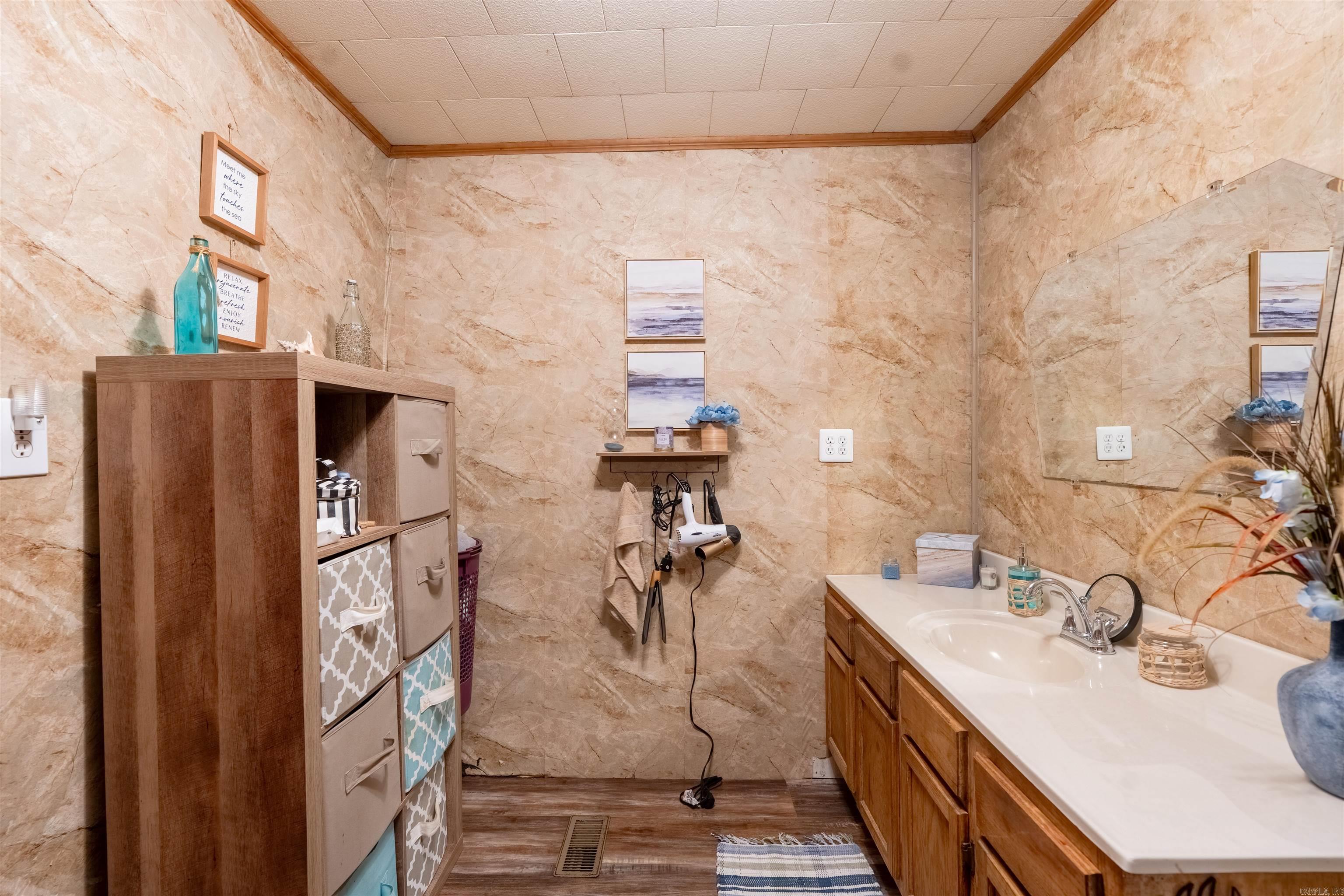 87 Panther Valley Dr Drasco, AR 72530