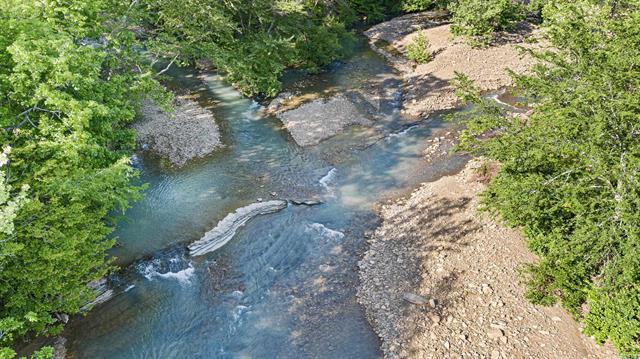 5176  CR 5099  Pettigrew, AR